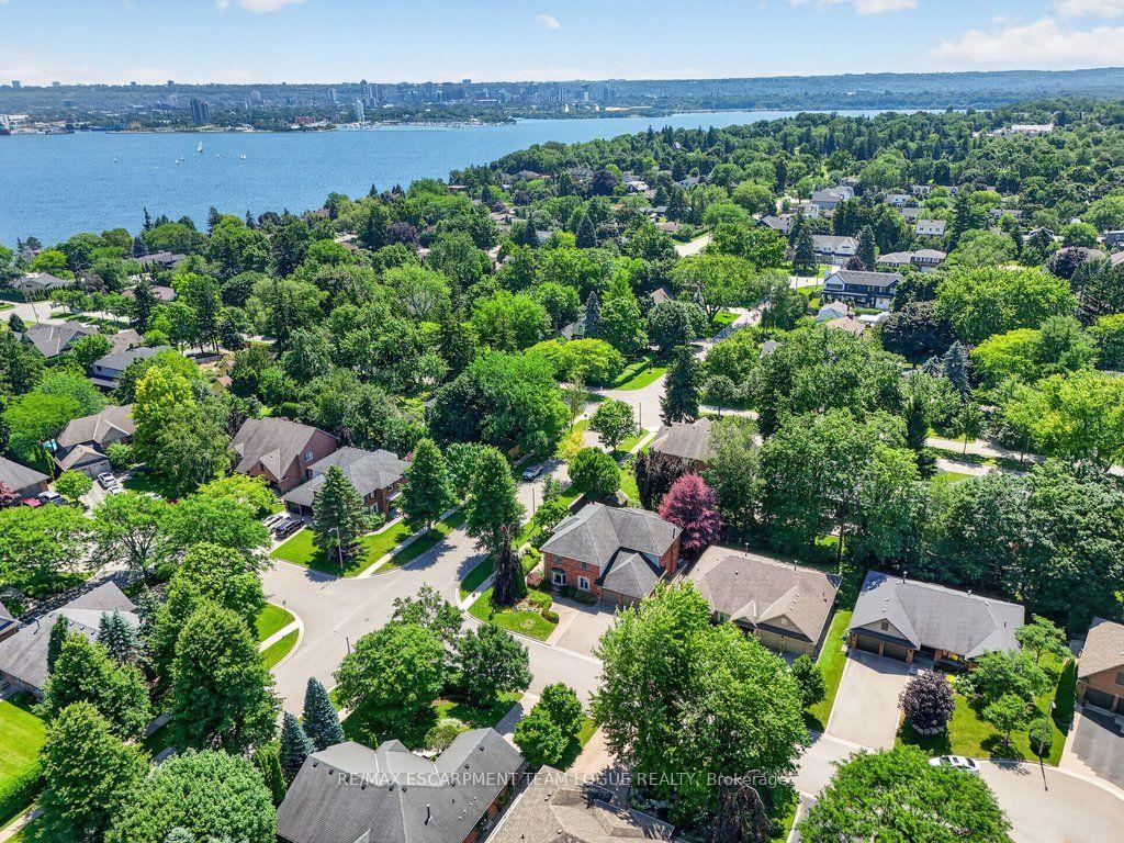 Photo 50 of 940 Tollgate Place, Burlington, Bayview — HOMEH