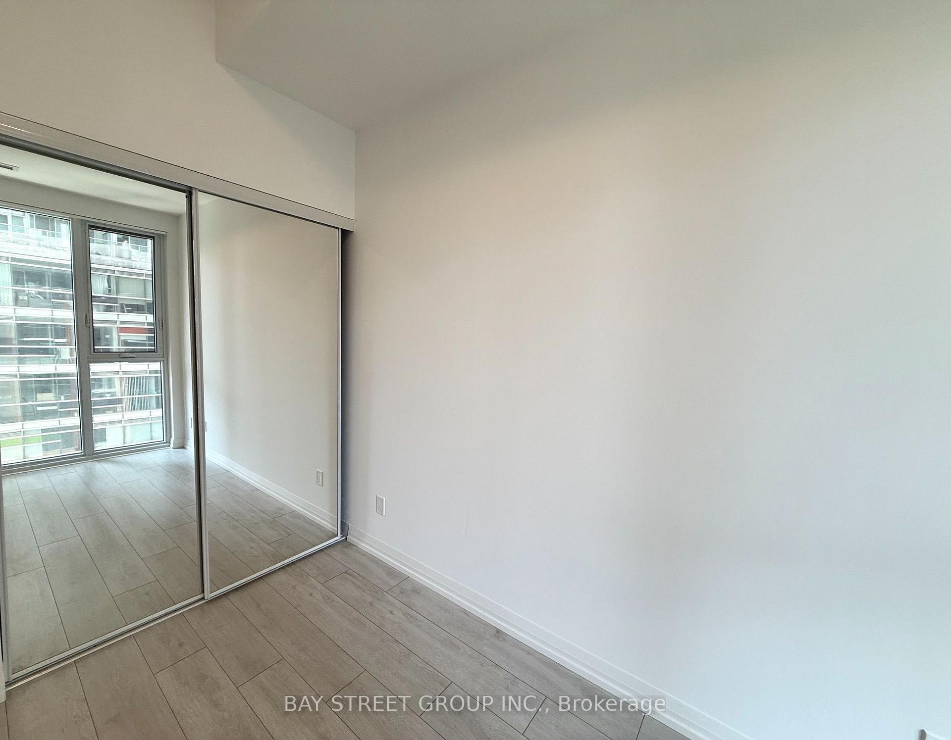 Photo 11 of Unit 715, 400 King Street W, Toronto, Waterfront Communities — HOMEH