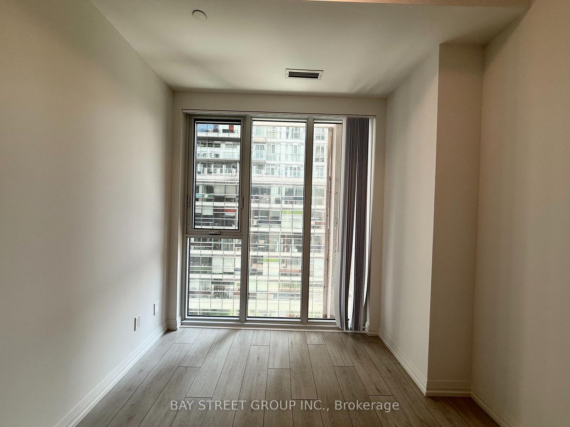 Photo 14 of Unit 715, 400 King Street W, Toronto, Waterfront Communities — HOMEH