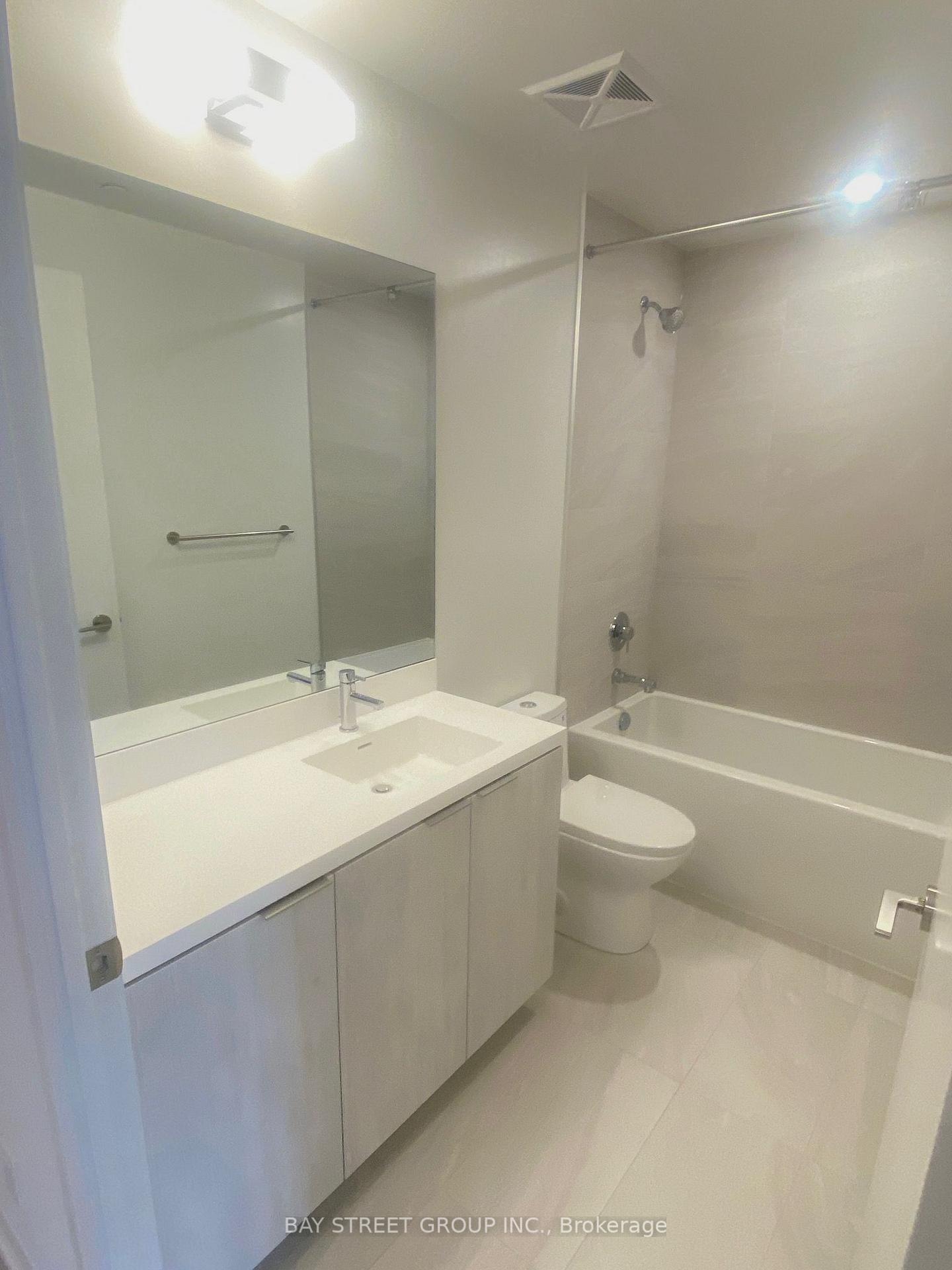 Photo 19 of Unit 715, 400 King Street W, Toronto, Waterfront Communities — HOMEH