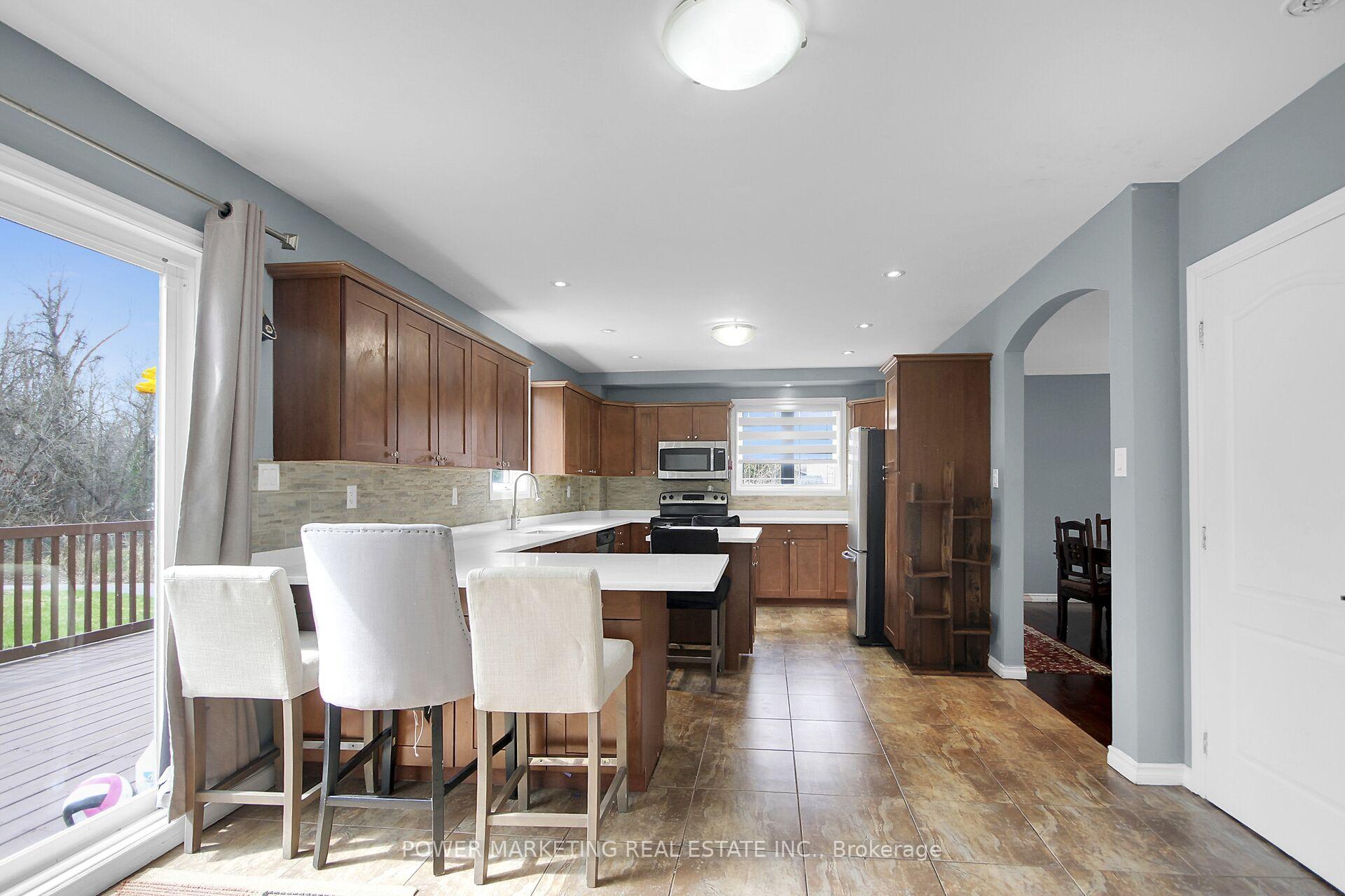 Photo 5 of 3770 Louiseize Road, Ottawa, Leitrim — HOMEH