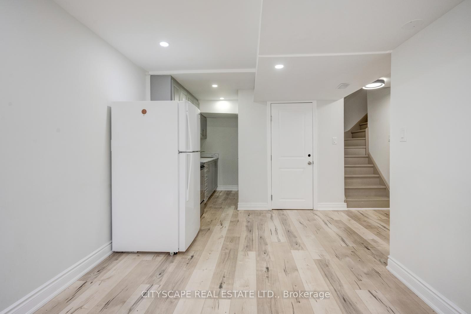 Photo 35 of 65 Mullis Crescent, Brampton, Fletcher's West — HOMEH