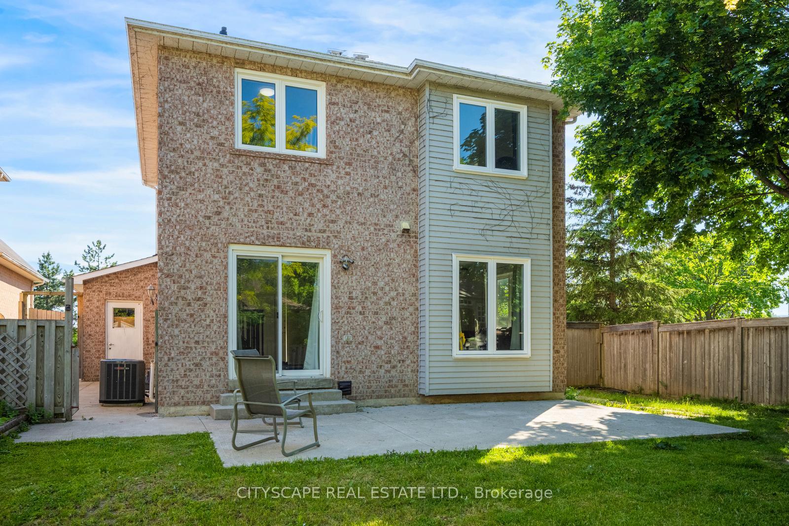Photo 45 of 65 Mullis Crescent, Brampton, Fletcher's West — HOMEH