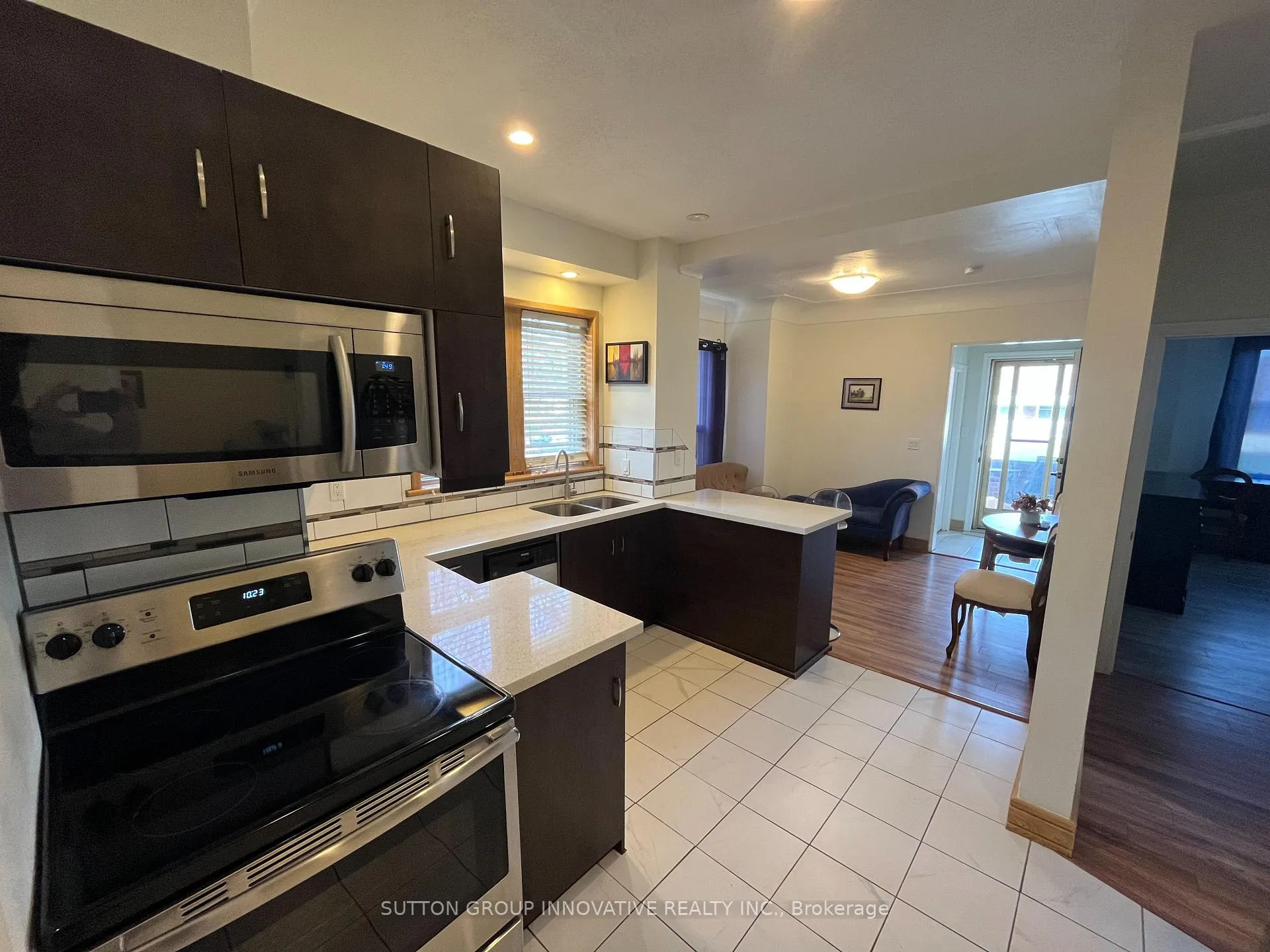 Photo 6 of Unit 1, 801 Upper Wellington Street, Hamilton, Balfour — HOMEH