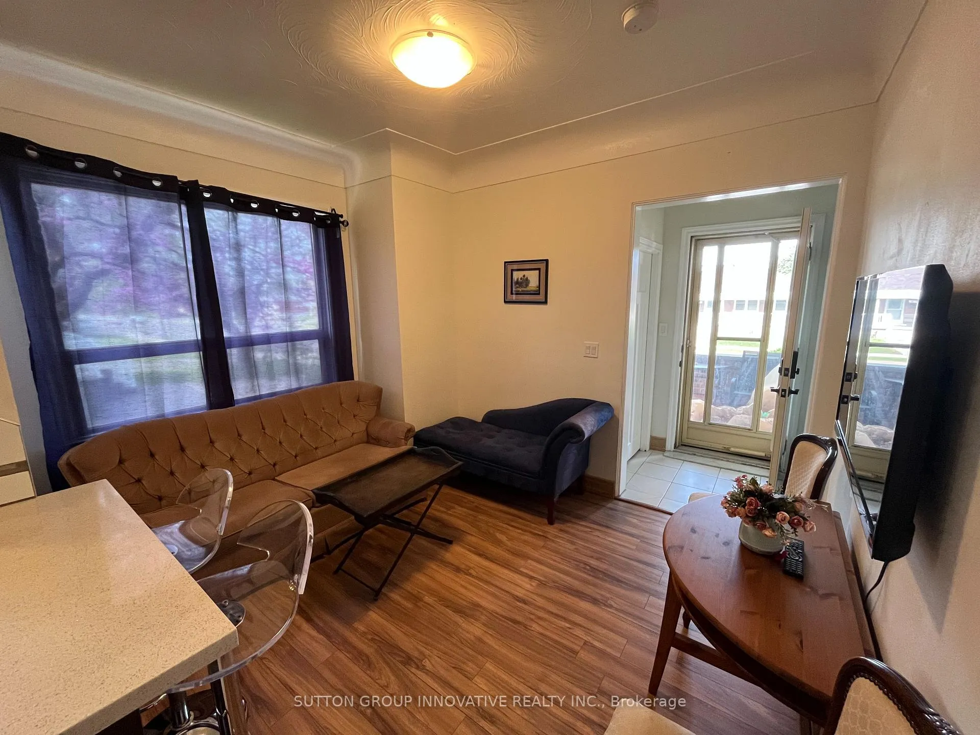 Photo 9 of Unit 1, 801 Upper Wellington Street, Hamilton, Balfour — HOMEH