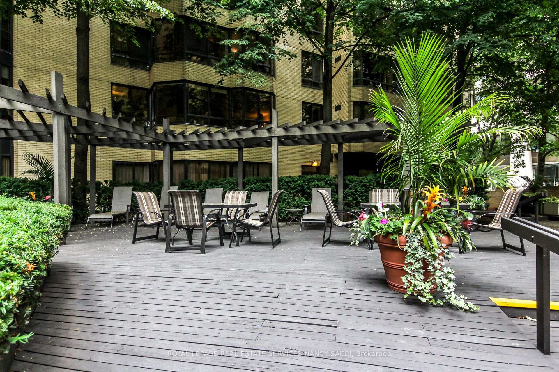 Photo 27 of Unit Ph#6, 211 St Patrick Street, Toronto, Kensington-Chinatown — HOMEH