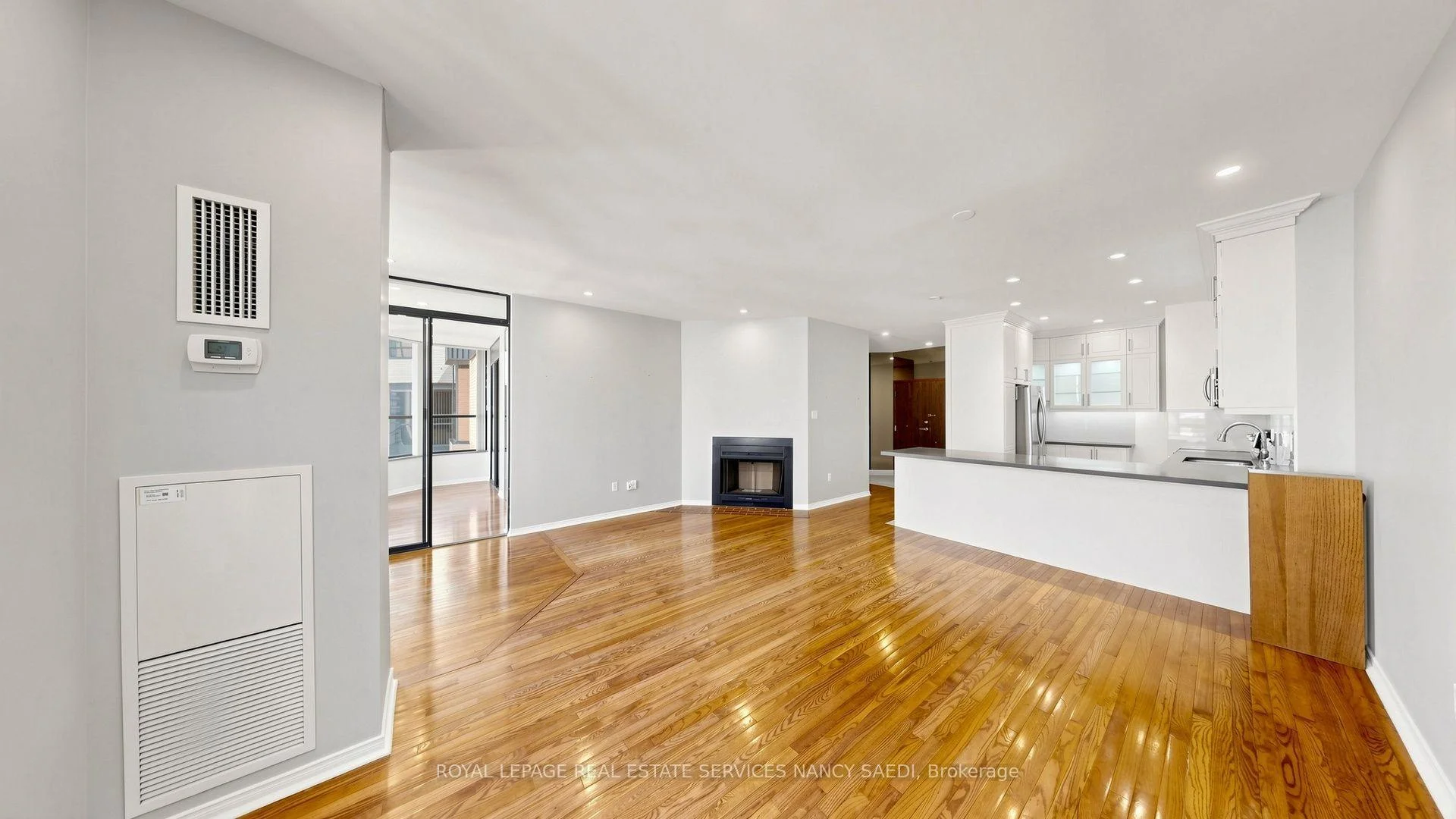 Photo 15 of Unit Ph#6, 211 St Patrick Street, Toronto, Kensington-Chinatown — HOMEH