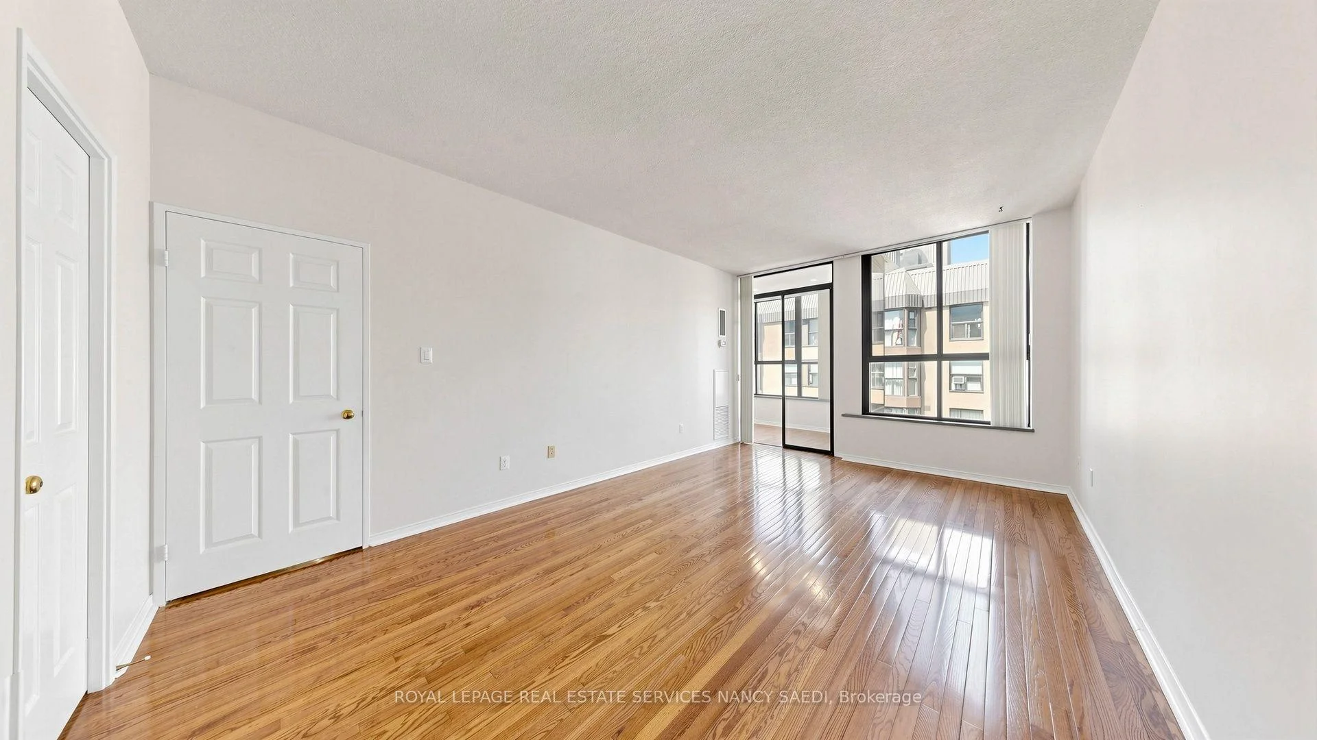 Photo 39 of Unit Ph#6, 211 St Patrick Street, Toronto, Kensington-Chinatown — HOMEH