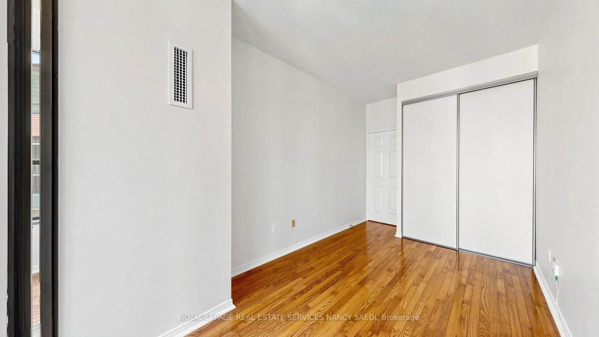 Photo 49 of Unit Ph#6, 211 St Patrick Street, Toronto, Kensington-Chinatown — HOMEH