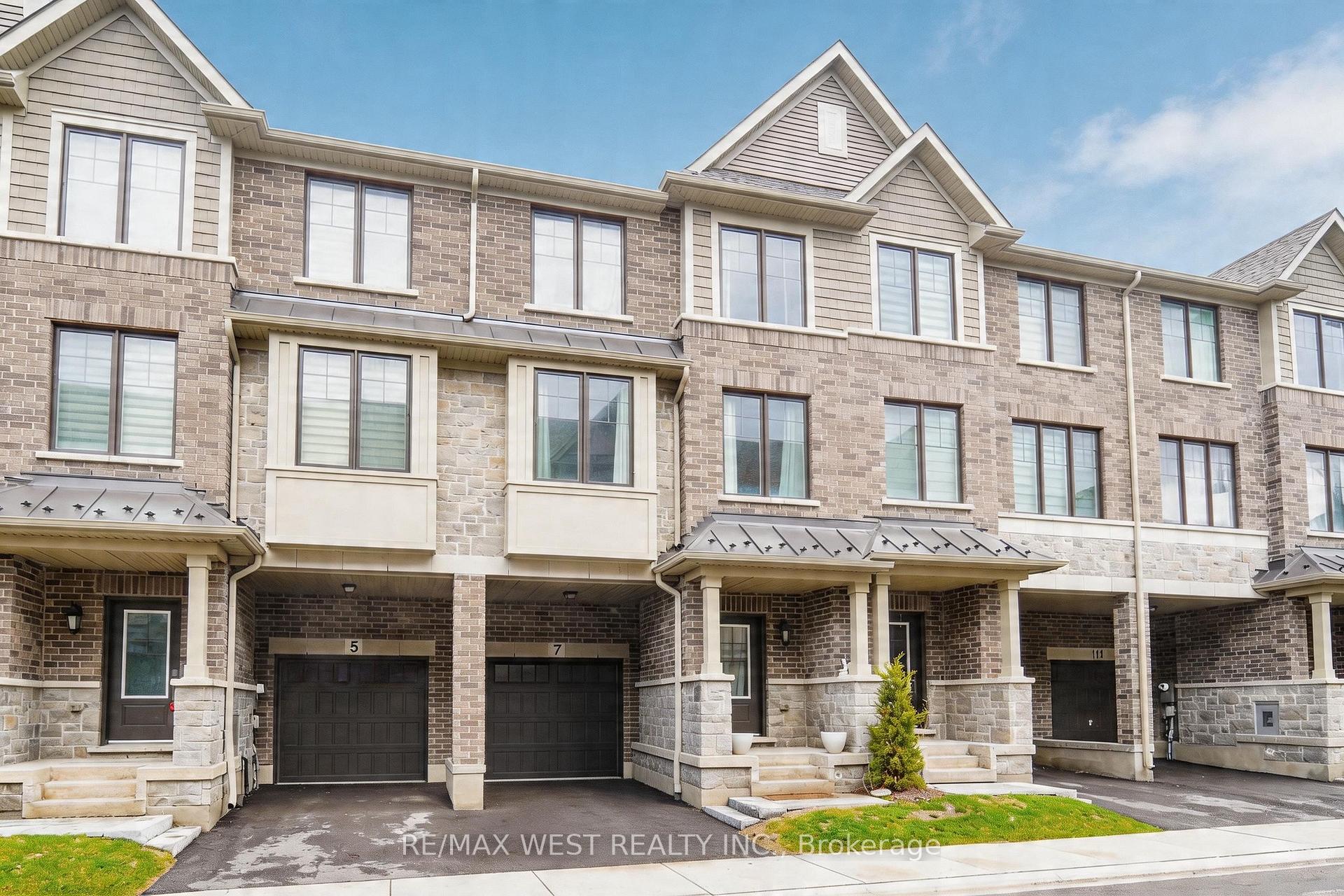 Photo 1 of 7 Folcroft Street W, Brampton, Credit Valley — HOMEH