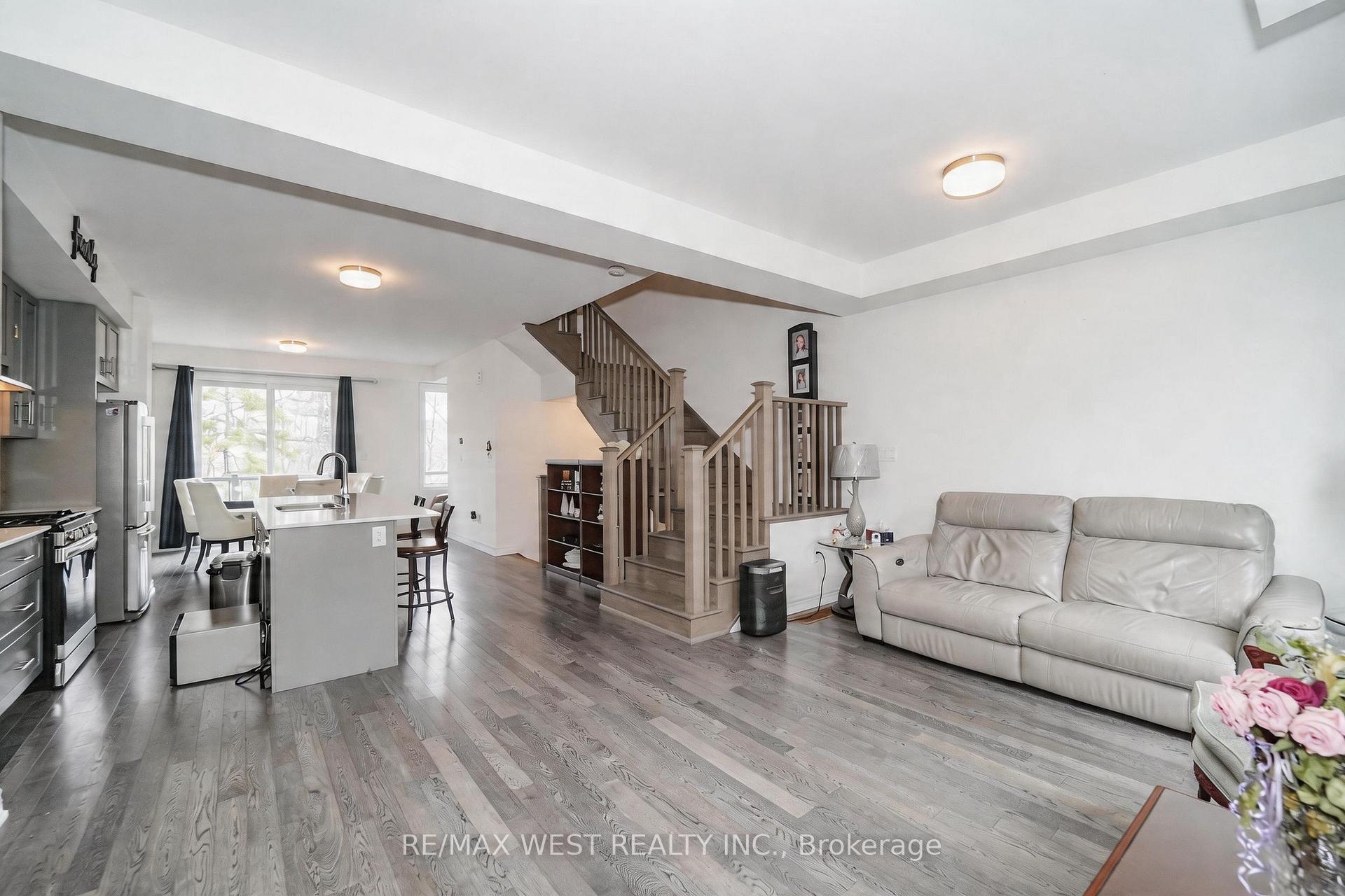 Photo 7 of 7 Folcroft Street W, Brampton, Credit Valley — HOMEH