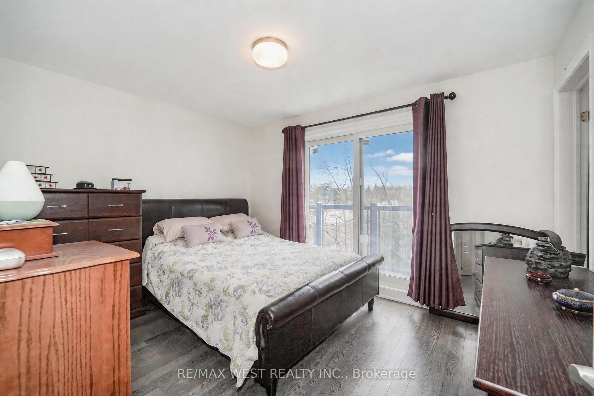 Photo 10 of 7 Folcroft Street W, Brampton, Credit Valley — HOMEH
