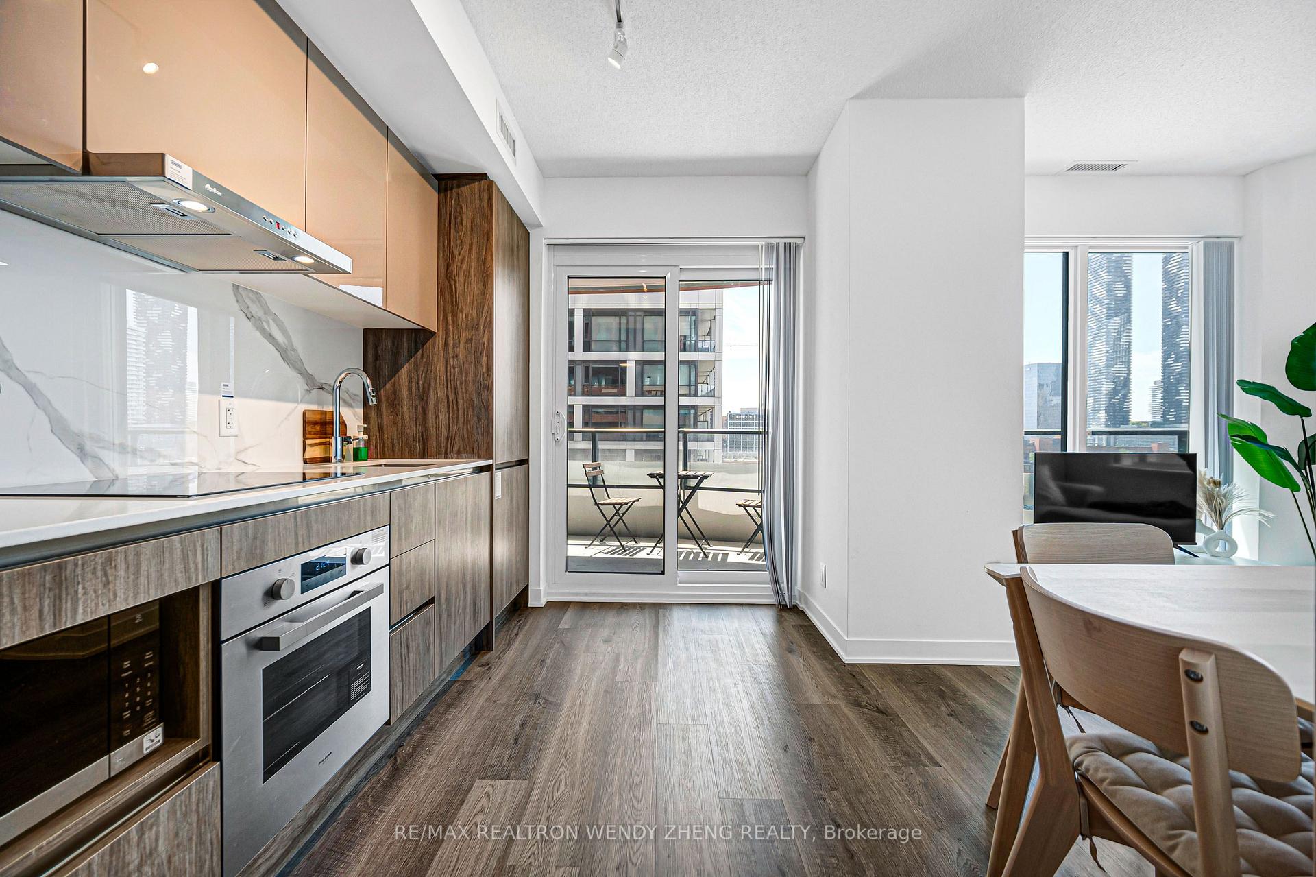 Photo 8 of 180 Front Street E, Toronto, Moss Park — HOMEH