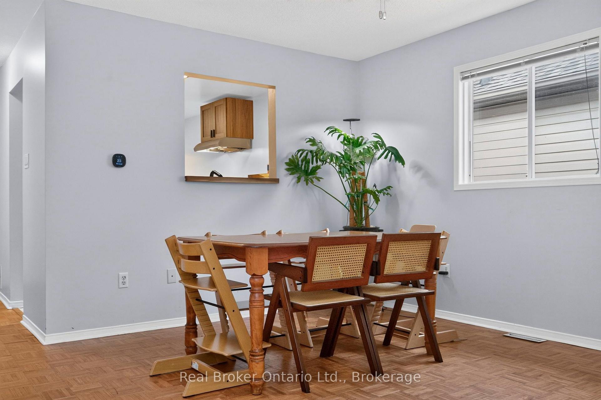 Photo 5 of 210 Dyer Drive, Wasaga Beach — HOMEH