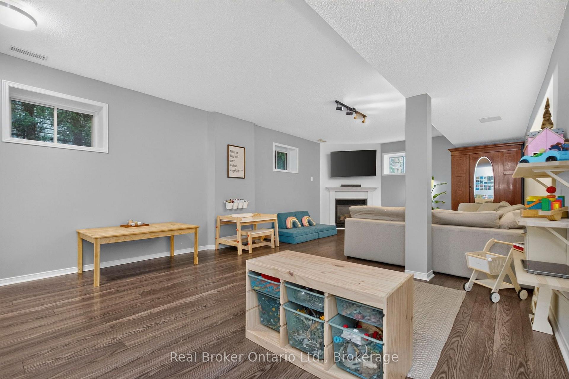 Photo 14 of 210 Dyer Drive, Wasaga Beach — HOMEH
