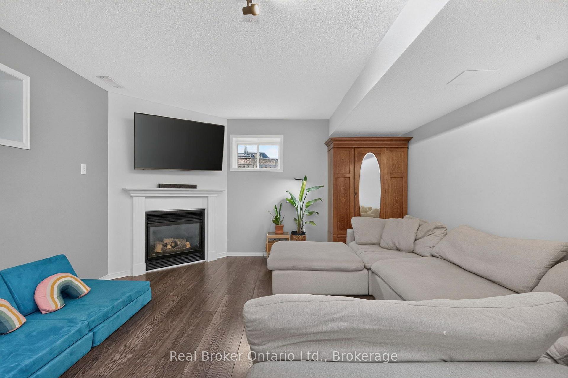 Photo 15 of 210 Dyer Drive, Wasaga Beach — HOMEH