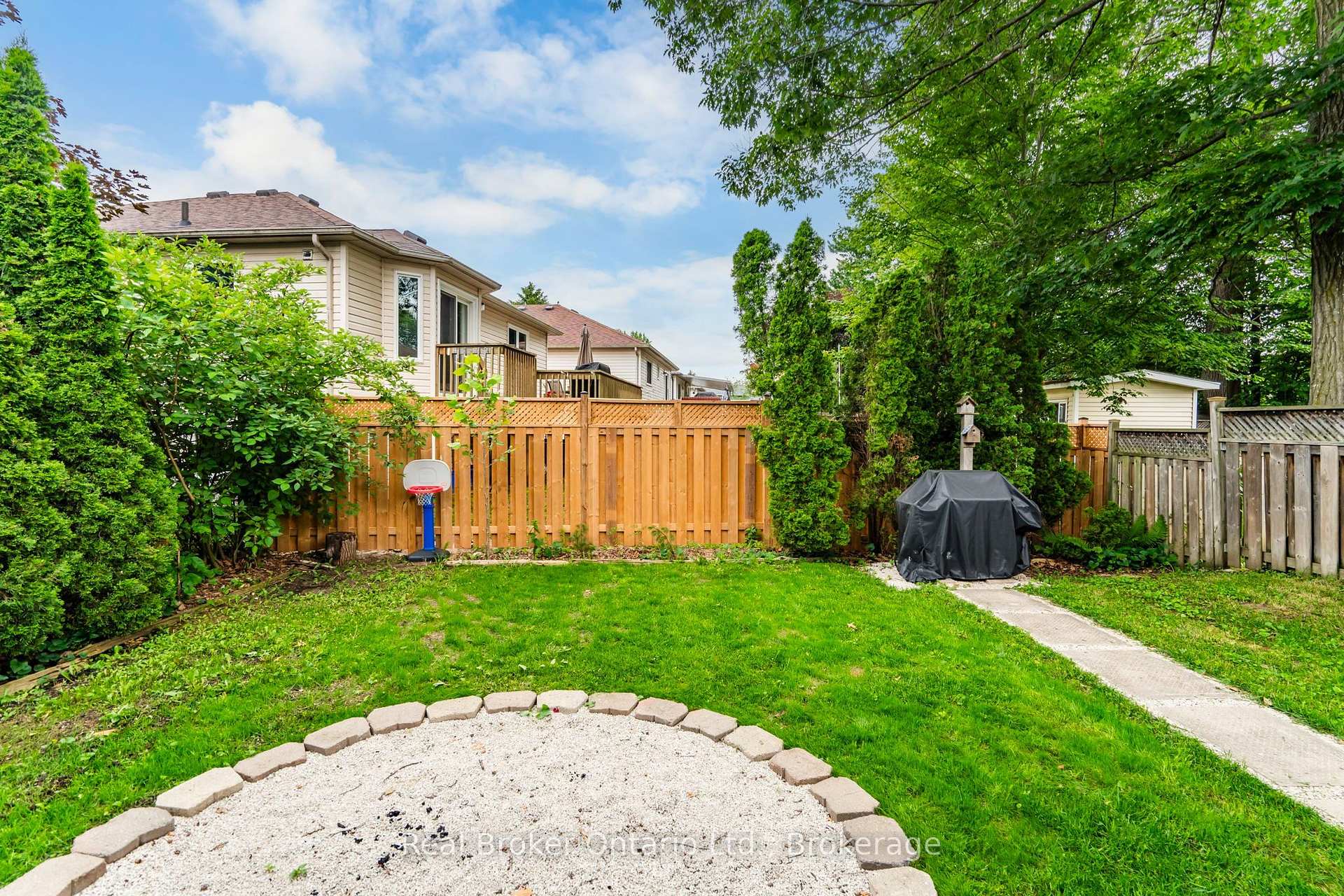 Photo 21 of 210 Dyer Drive, Wasaga Beach — HOMEH