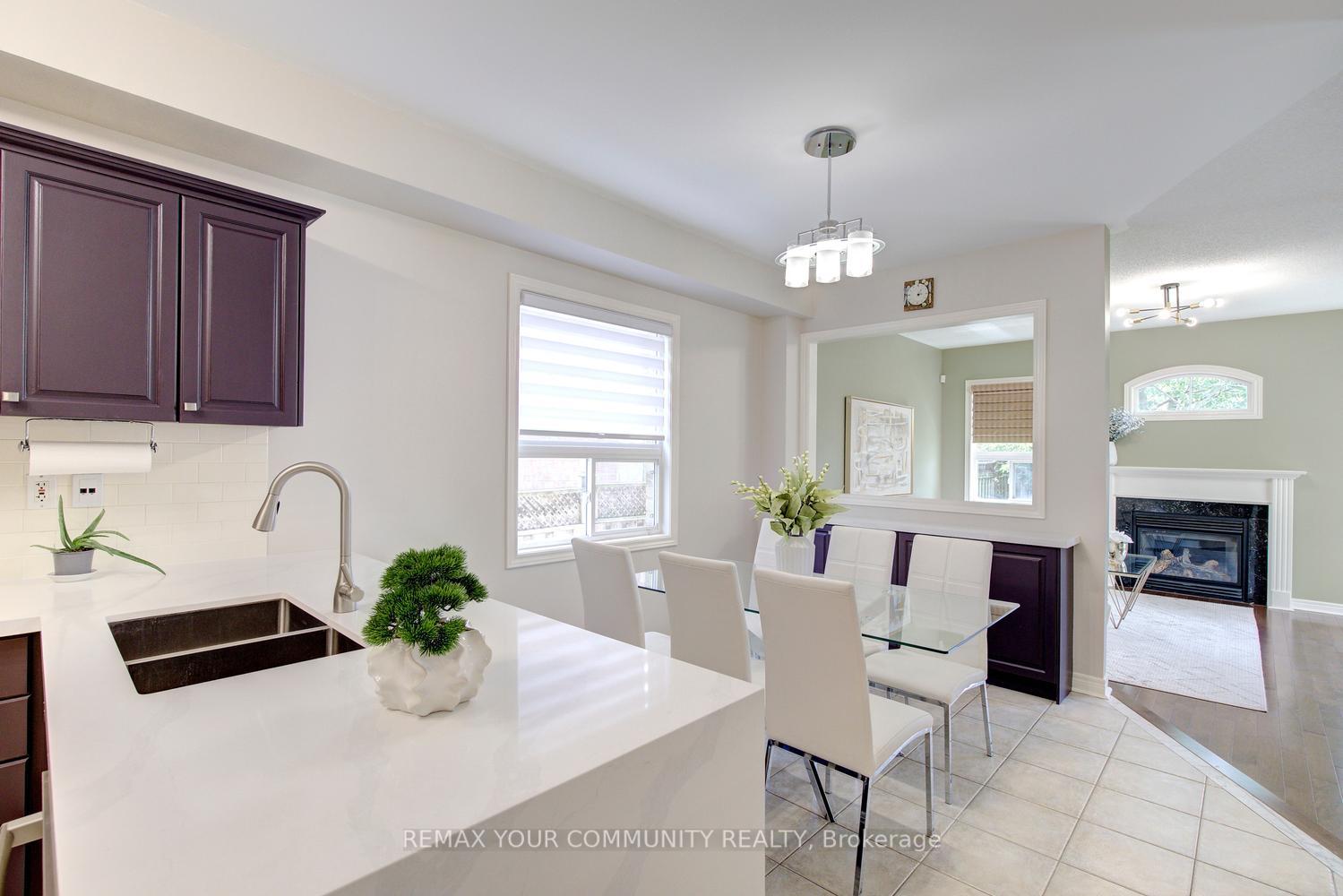 Photo 13 of 16 Westway Crescent, Vaughan, Patterson — HOMEH