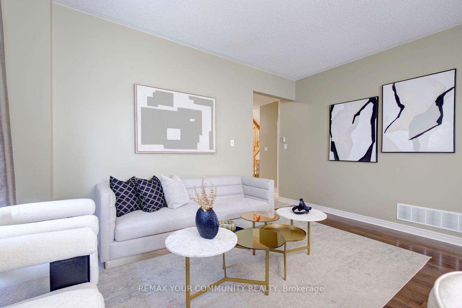 Photo 19 of 16 Westway Crescent, Vaughan, Patterson — HOMEH