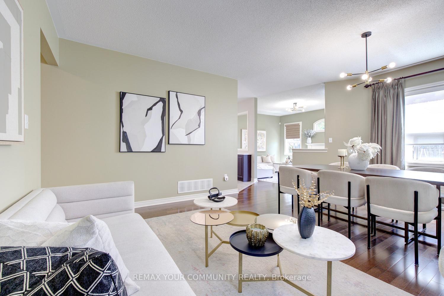 Photo 20 of 16 Westway Crescent, Vaughan, Patterson — HOMEH