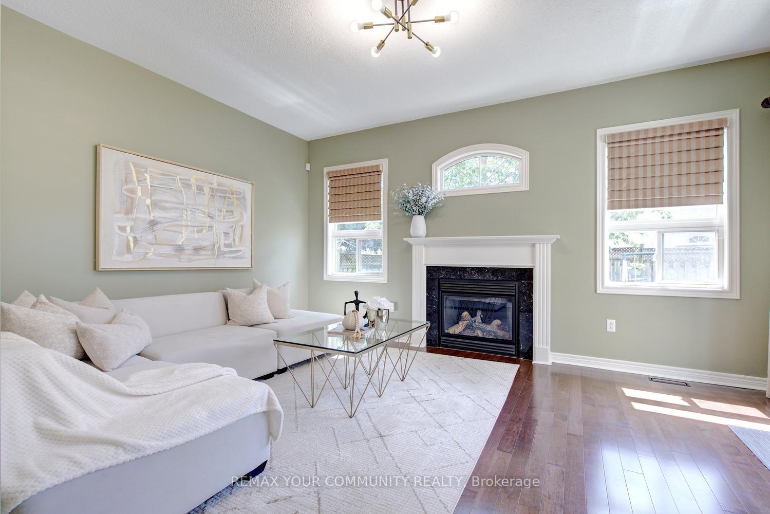 Photo 28 of 16 Westway Crescent, Vaughan, Patterson — HOMEH