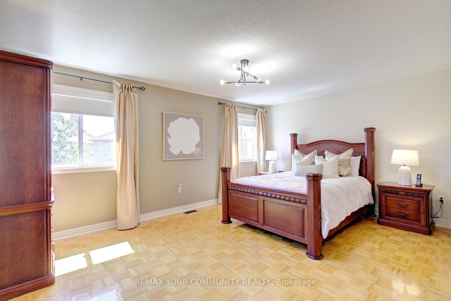 Photo 36 of 16 Westway Crescent, Vaughan, Patterson — HOMEH