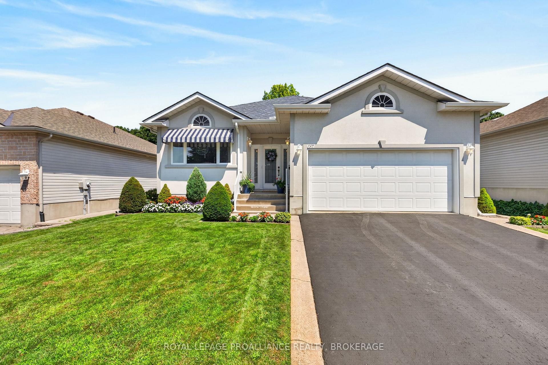 Photo 2 of 657 Roosevelt Drive, Kingston, City SouthWest — HOMEH