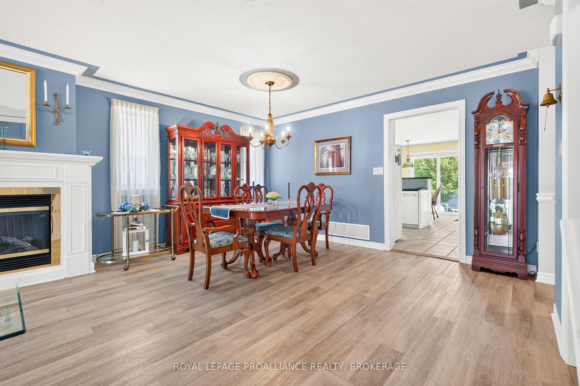 Photo 4 of 657 Roosevelt Drive, Kingston, City SouthWest — HOMEH