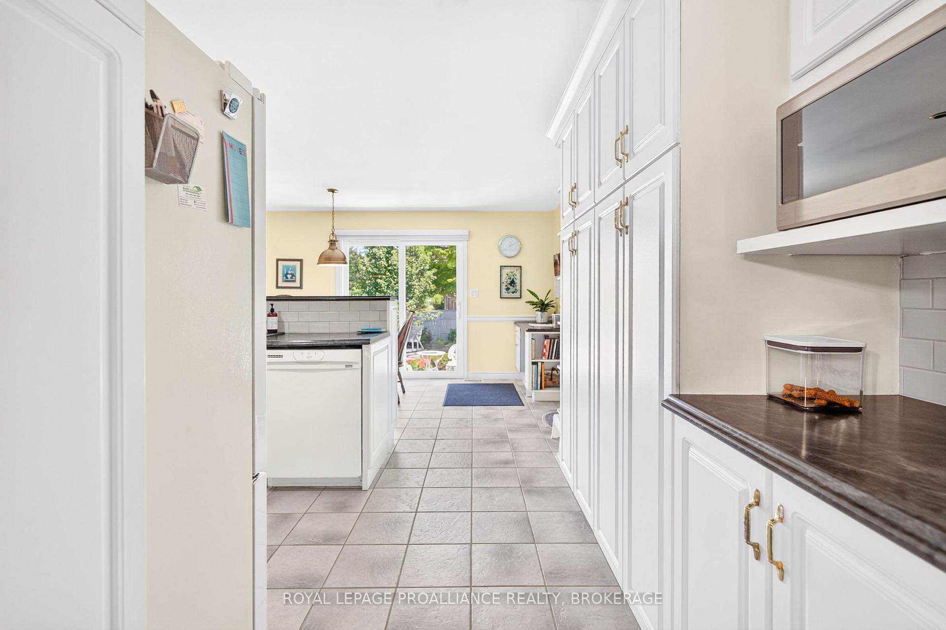 Photo 8 of 657 Roosevelt Drive, Kingston, City SouthWest — HOMEH