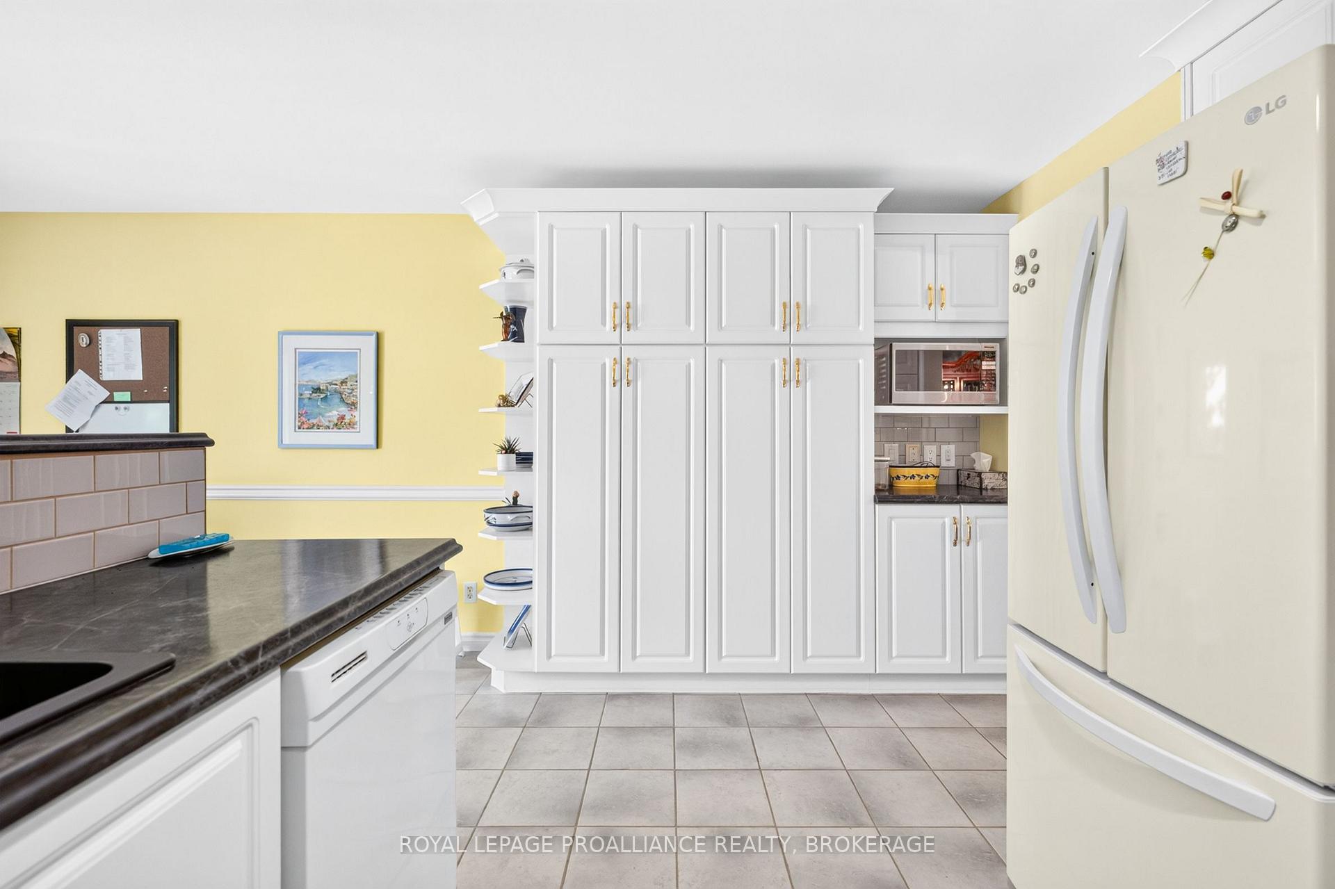 Photo 10 of 657 Roosevelt Drive, Kingston, City SouthWest — HOMEH