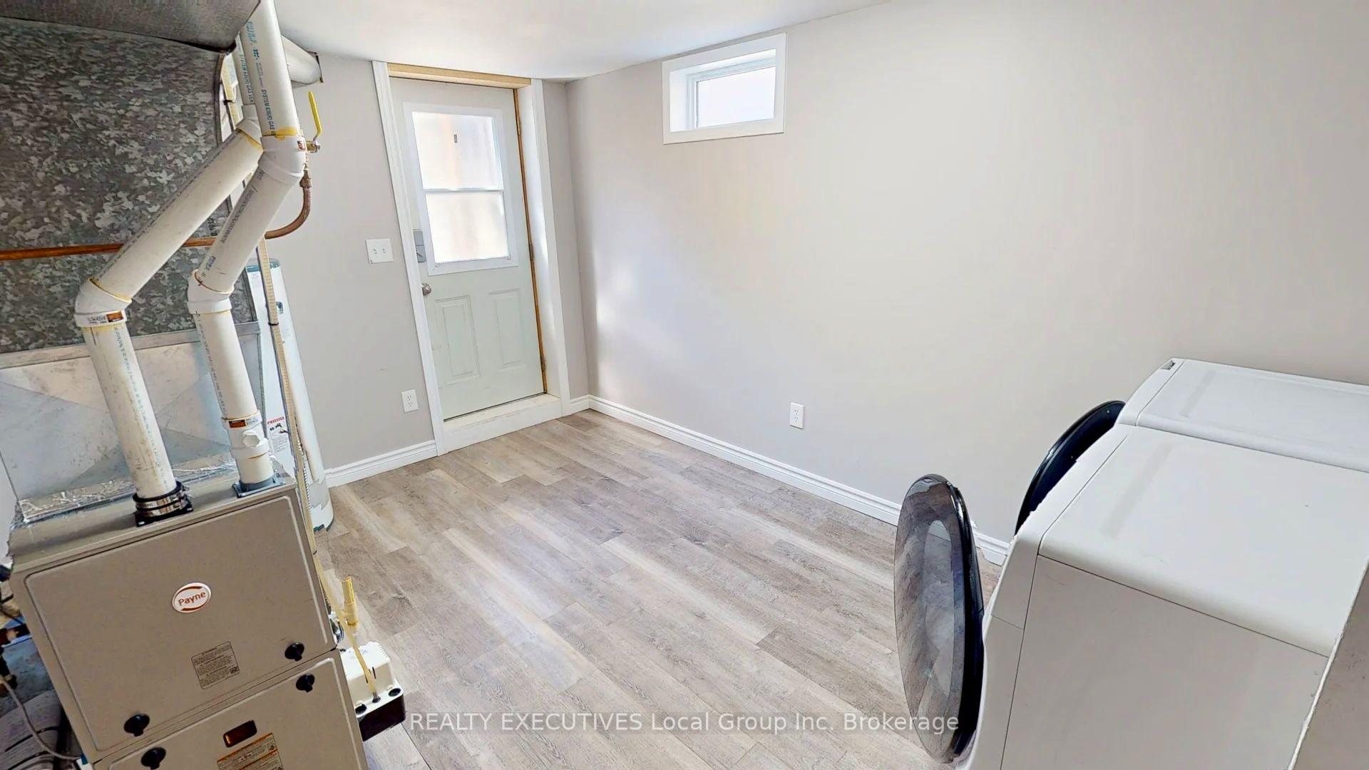 Photo 15 of 319 Albert Avenue, North Bay, Widdifield — HOMEH