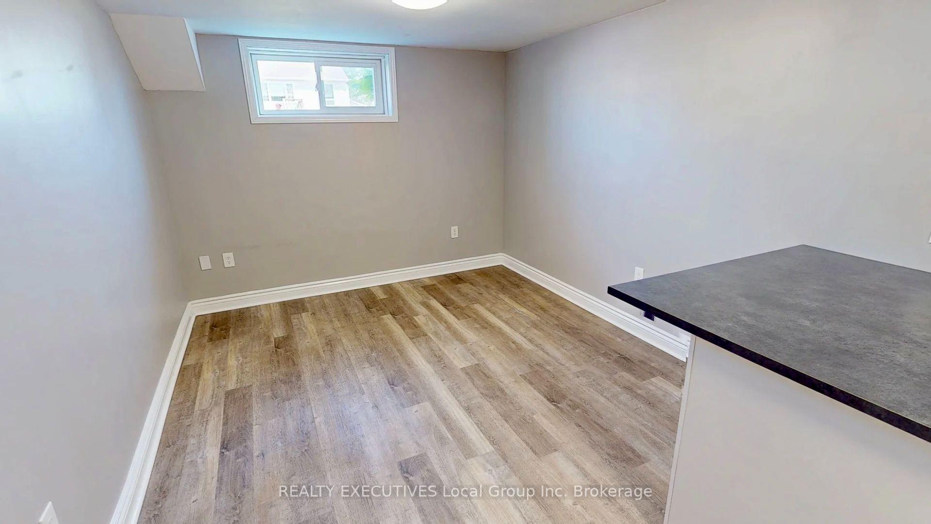 Photo 24 of 319 Albert Avenue, North Bay, Widdifield — HOMEH