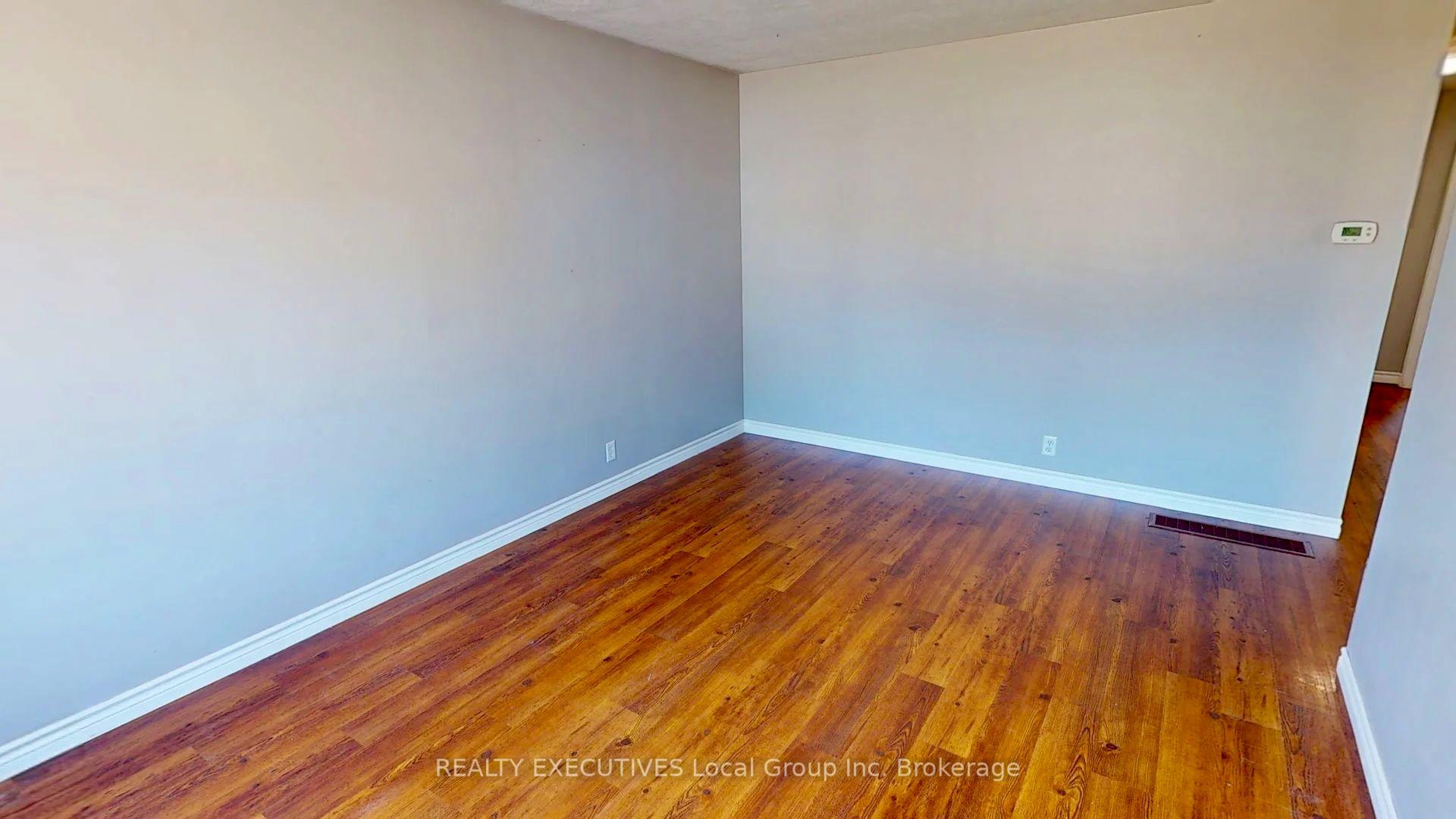 Photo 36 of 319 Albert Avenue, North Bay, Widdifield — HOMEH