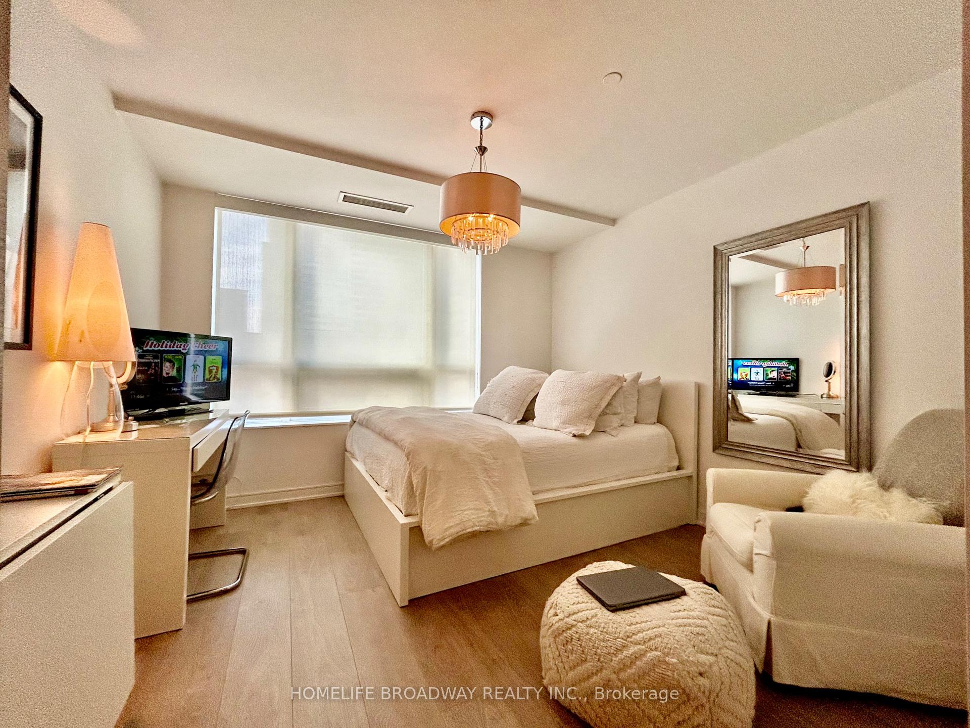 Photo 5 of Unit 1602, 88 Scott Street, Toronto, Church-Yonge Corridor — HOMEH