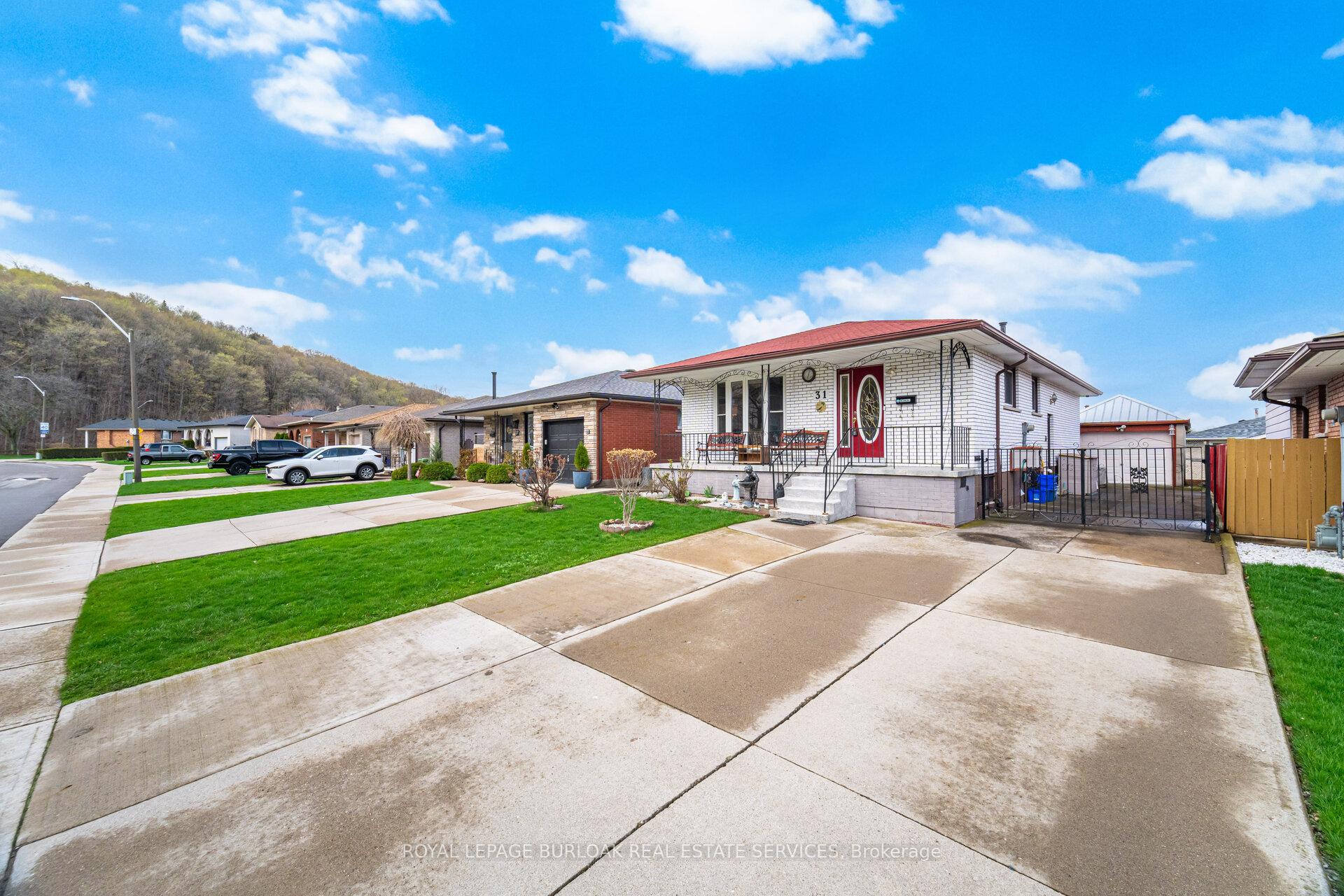 Photo 1 of 31 Summercrest Drive, Hamilton, Gershome — HOMEH