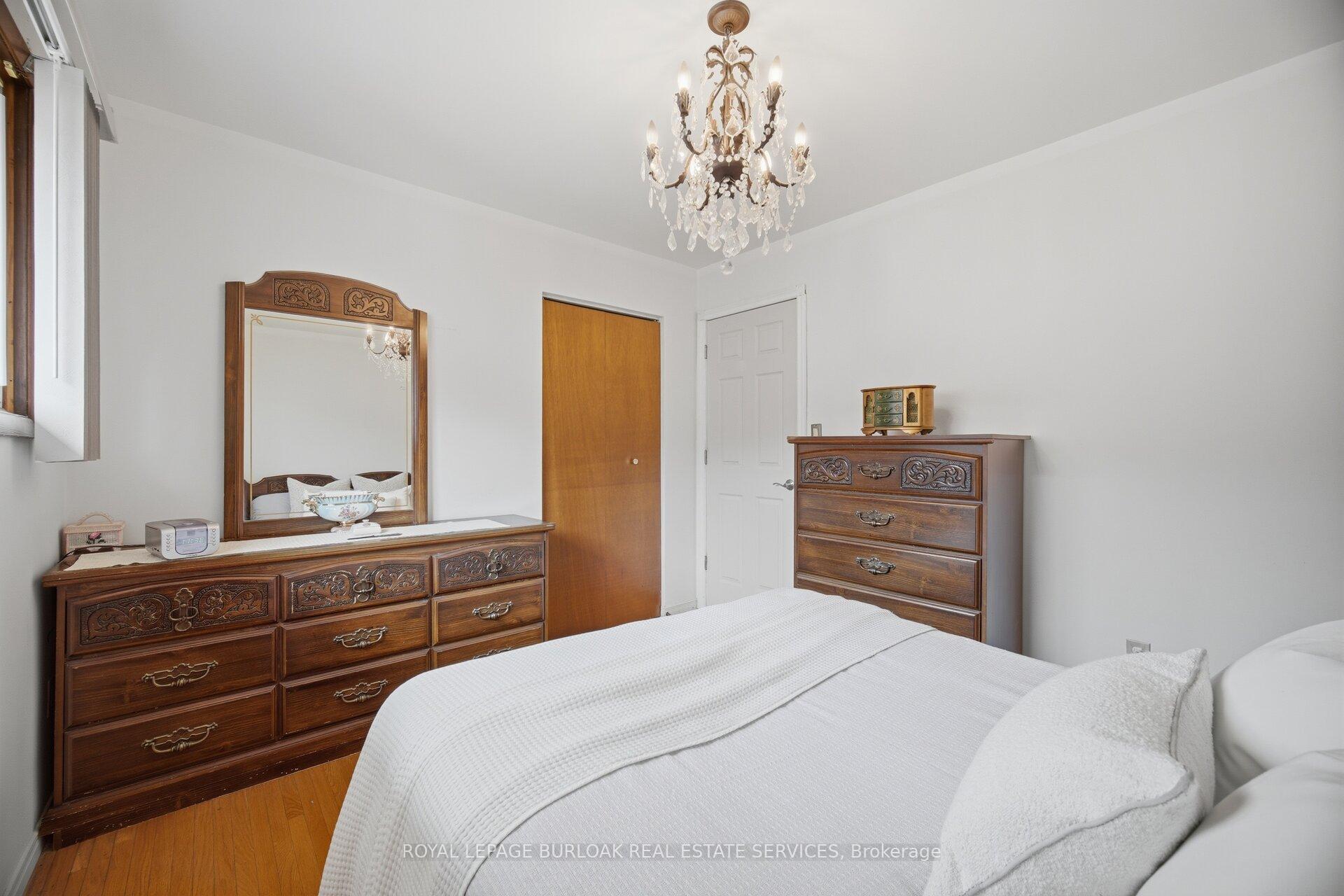 Photo 20 of 31 Summercrest Drive, Hamilton, Gershome — HOMEH
