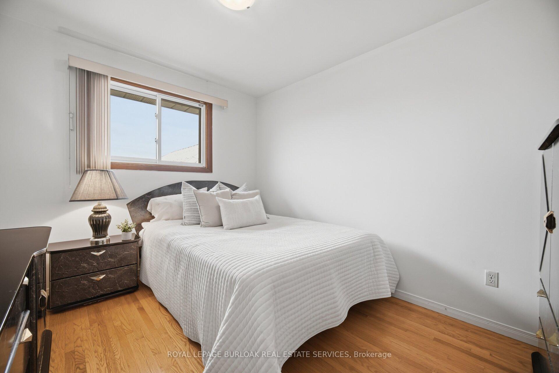Photo 21 of 31 Summercrest Drive, Hamilton, Gershome — HOMEH