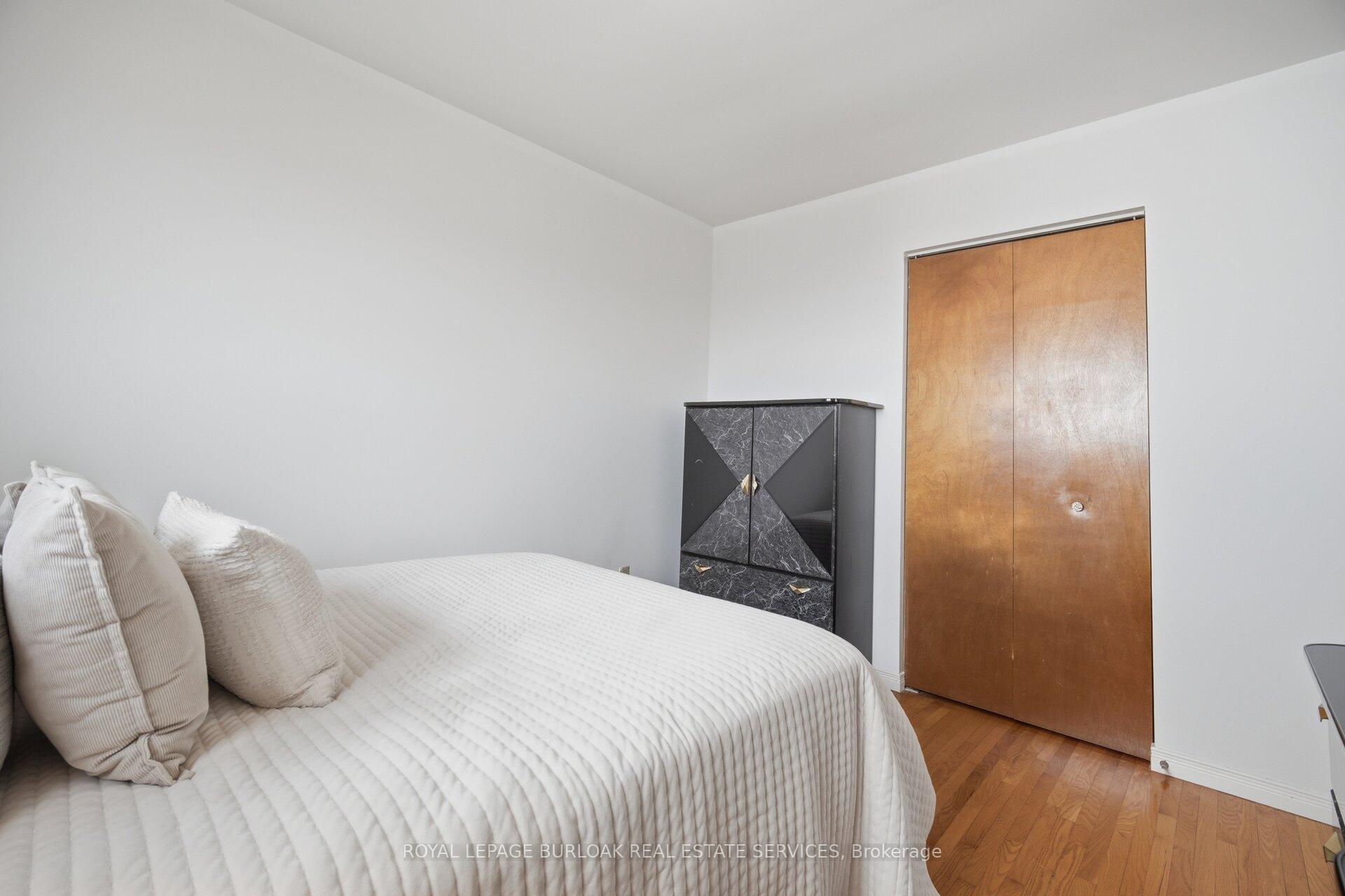 Photo 22 of 31 Summercrest Drive, Hamilton, Gershome — HOMEH