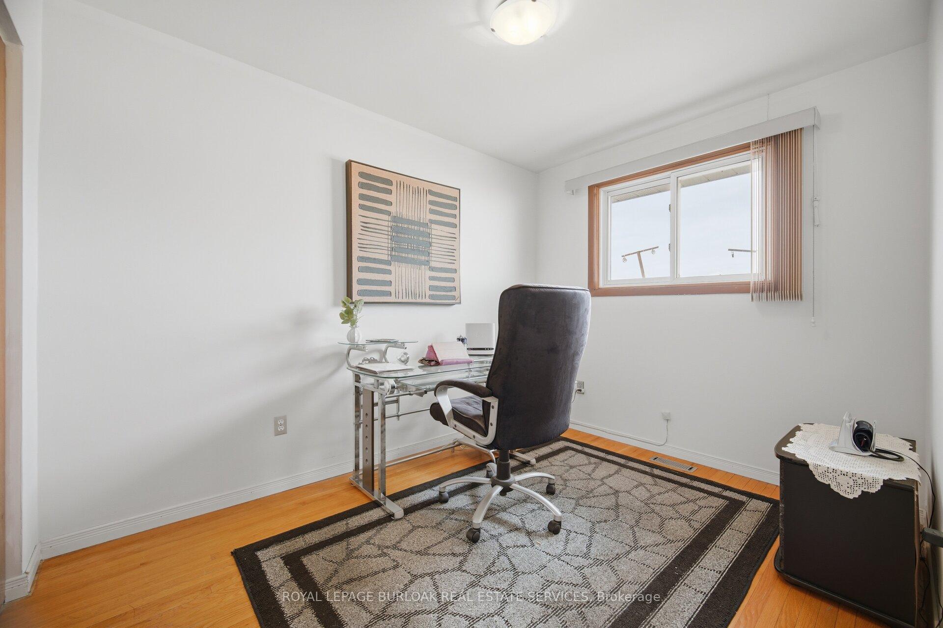 Photo 23 of 31 Summercrest Drive, Hamilton, Gershome — HOMEH