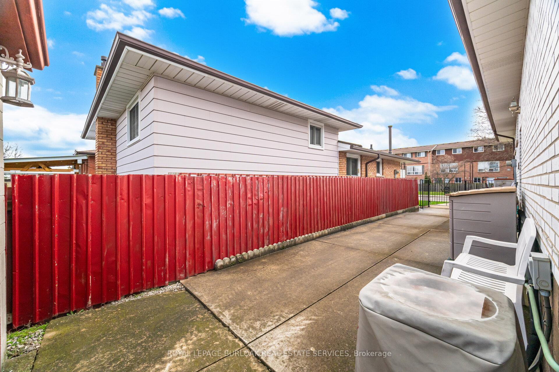 Photo 44 of 31 Summercrest Drive, Hamilton, Gershome — HOMEH
