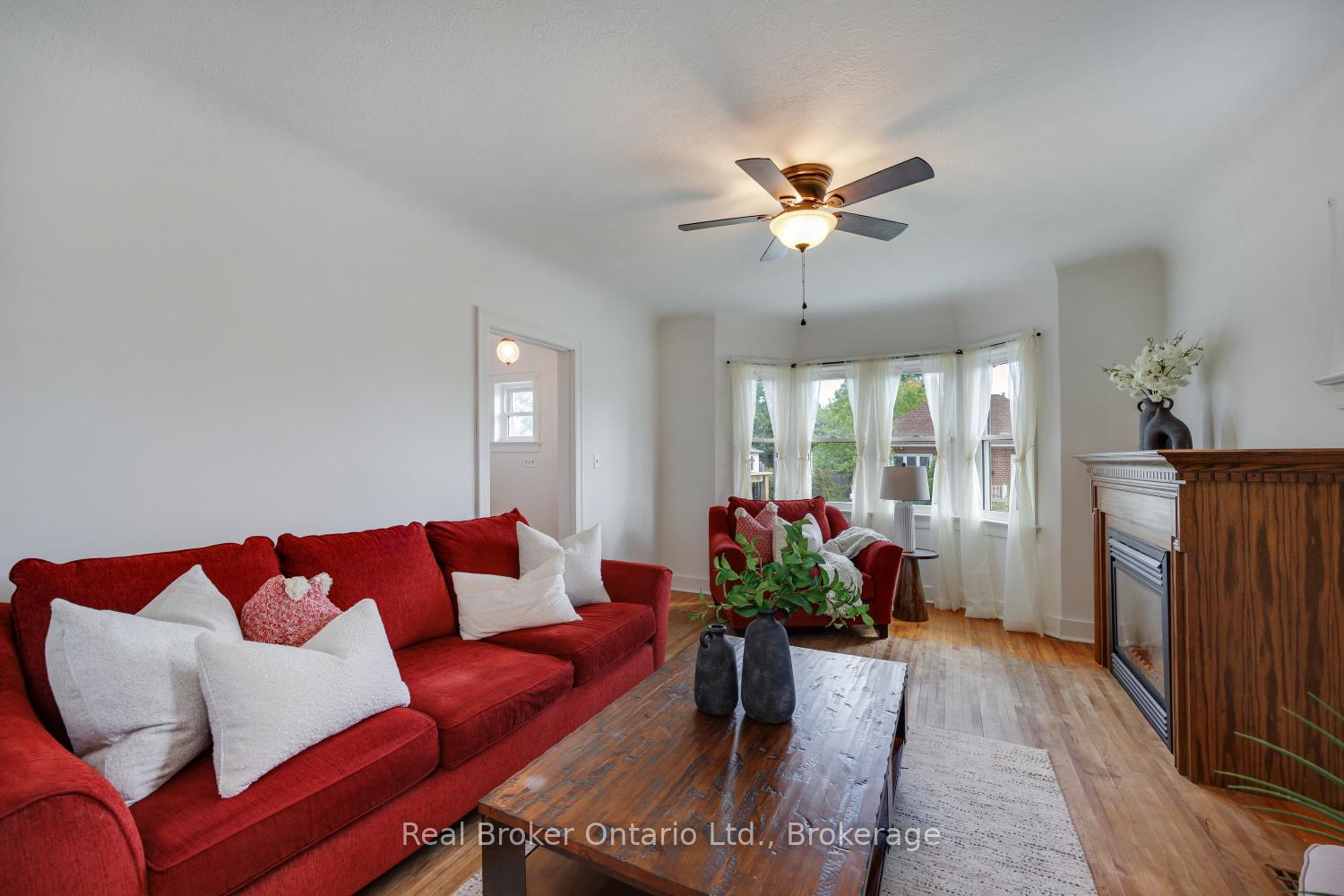 Photo 8 of 248 Mitchell Avenue, Oshawa, Central — HOMEH