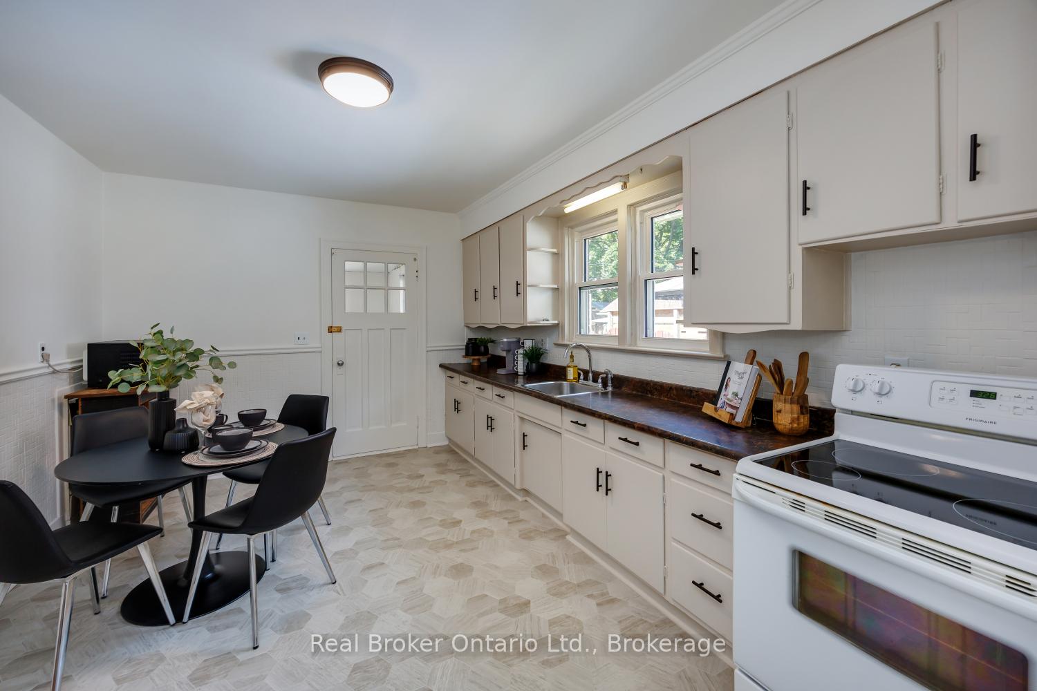 Photo 12 of 248 Mitchell Avenue, Oshawa, Central — HOMEH