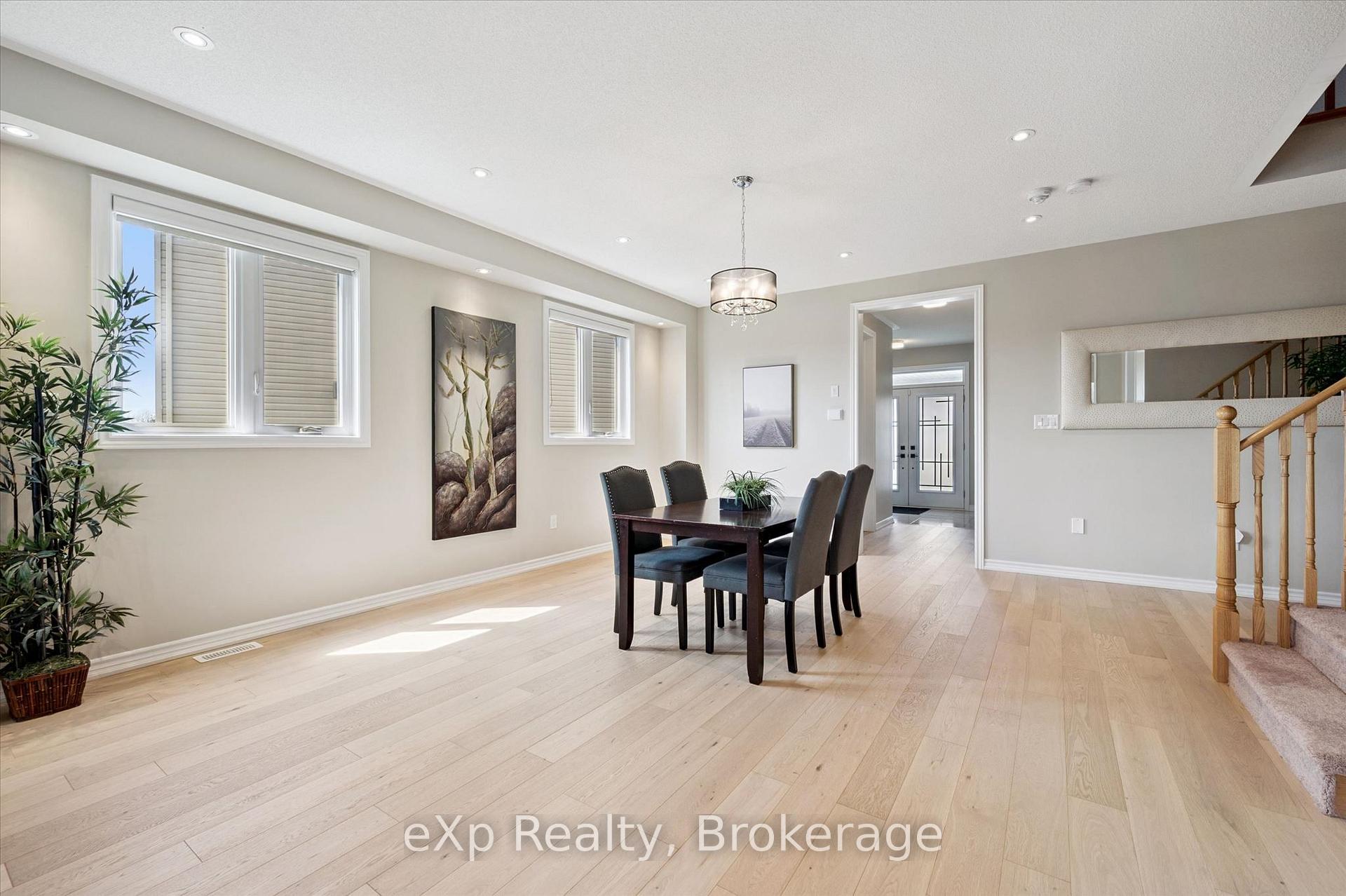 Photo 8 of 201 McFarlane Crescent, Centre Wellington, Fergus — HOMEH