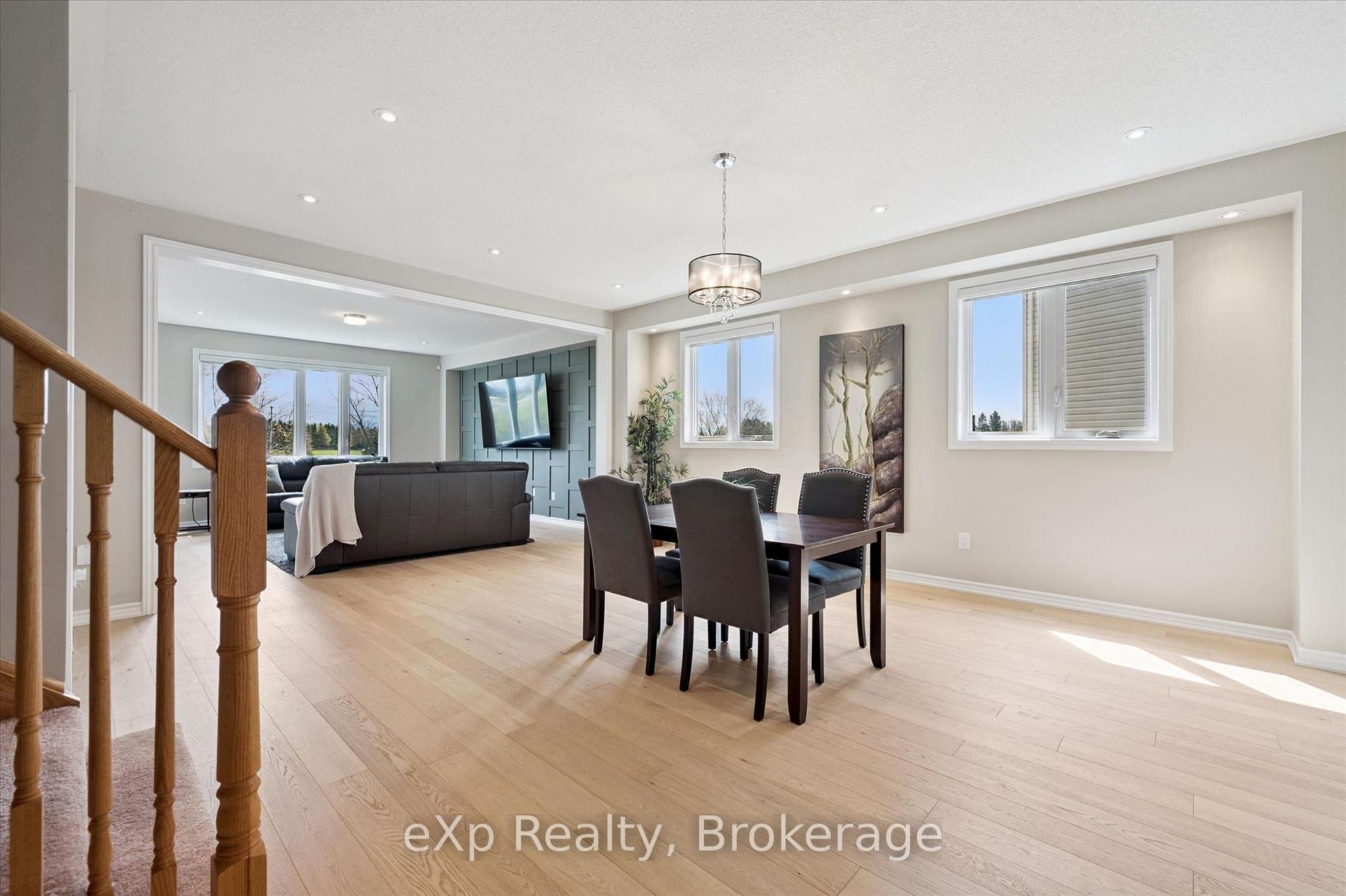 Photo 9 of 201 McFarlane Crescent, Centre Wellington, Fergus — HOMEH