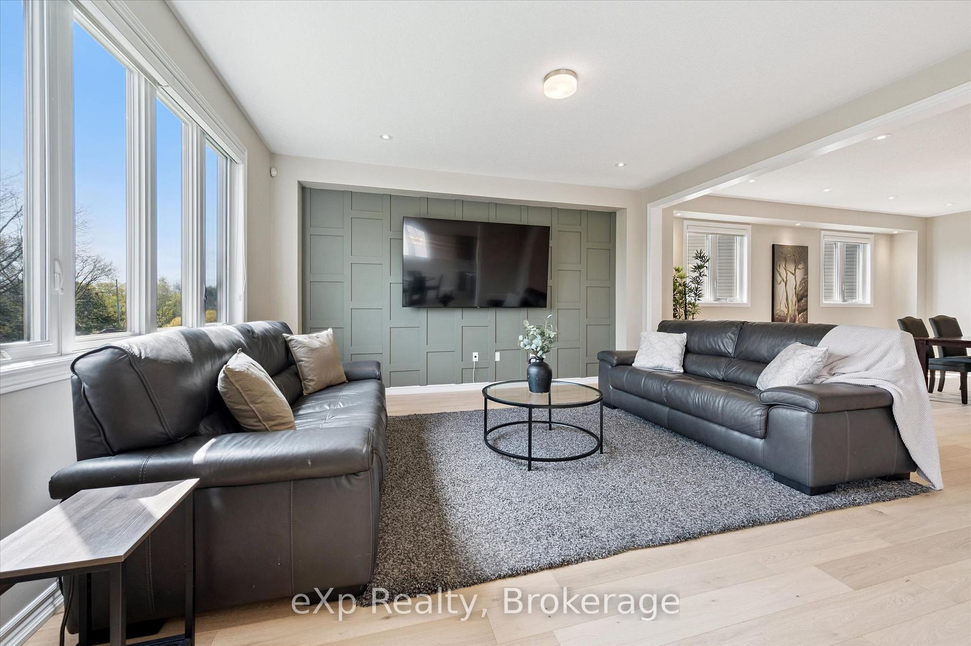 Photo 10 of 201 McFarlane Crescent, Centre Wellington, Fergus — HOMEH