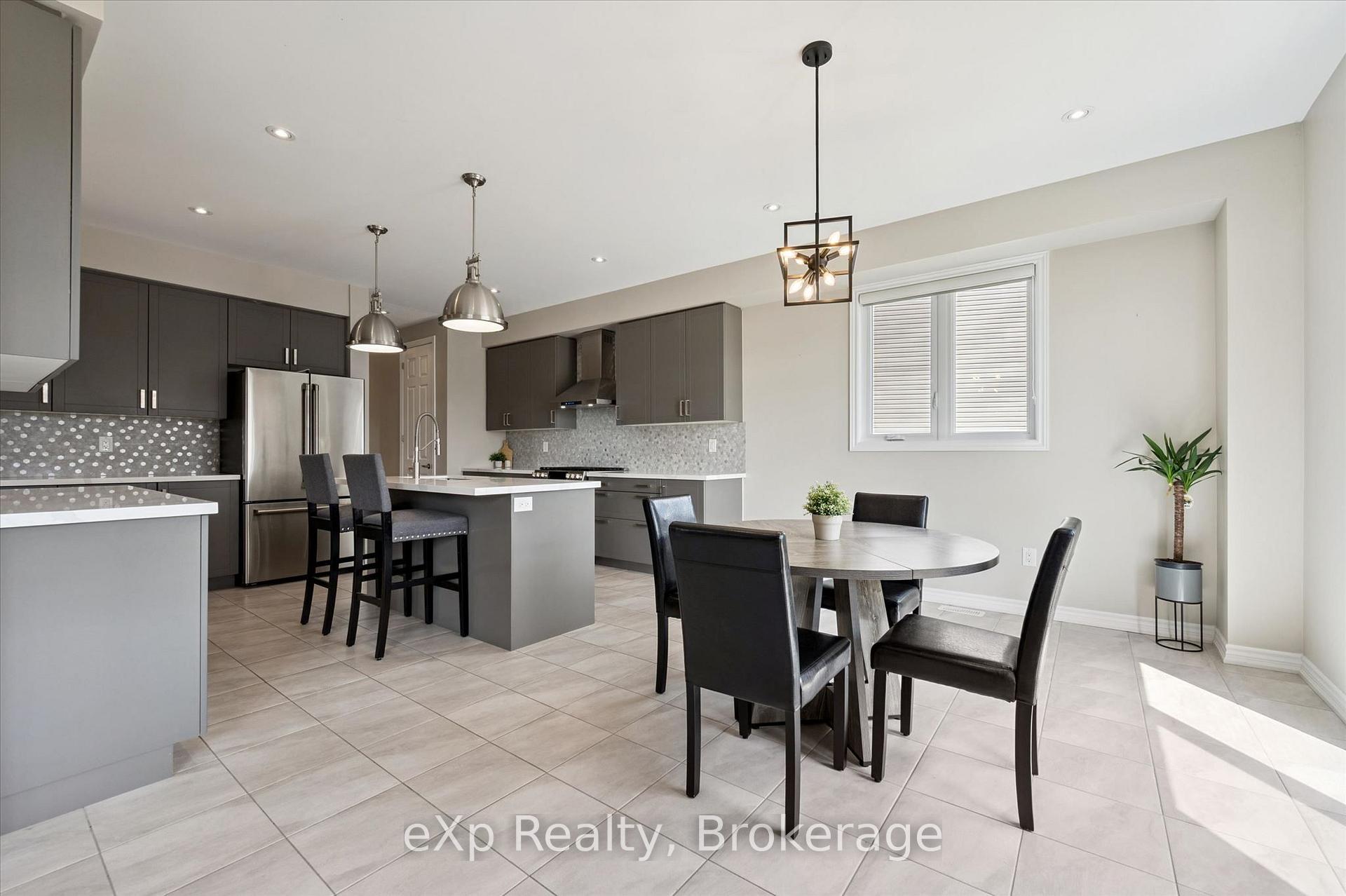 Photo 14 of 201 McFarlane Crescent, Centre Wellington, Fergus — HOMEH