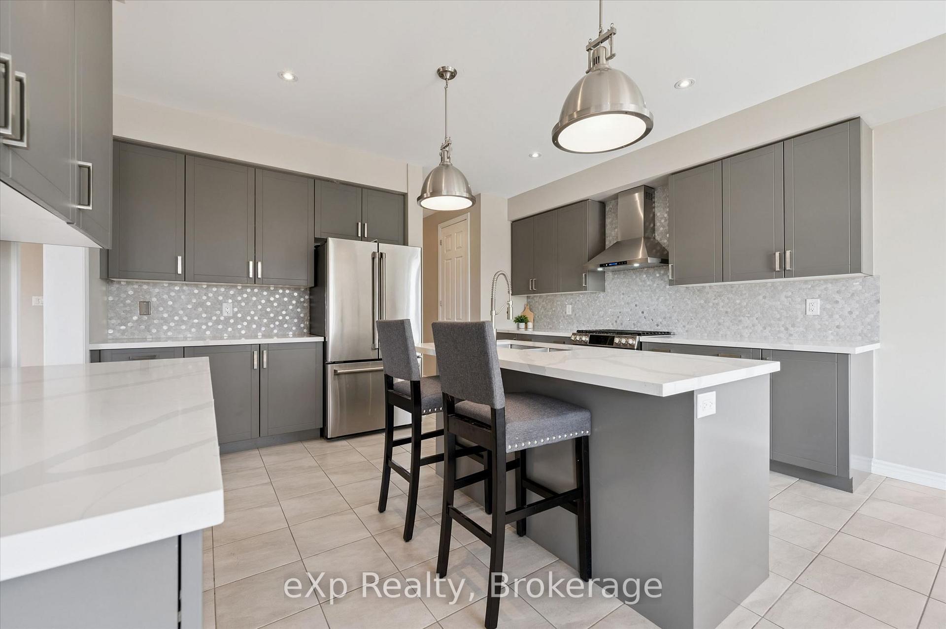 Photo 15 of 201 McFarlane Crescent, Centre Wellington, Fergus — HOMEH