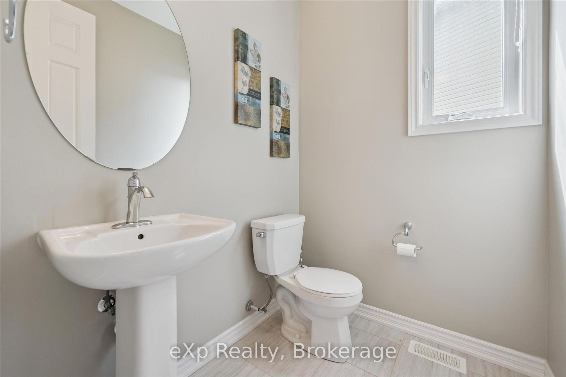 Photo 26 of 201 McFarlane Crescent, Centre Wellington, Fergus — HOMEH