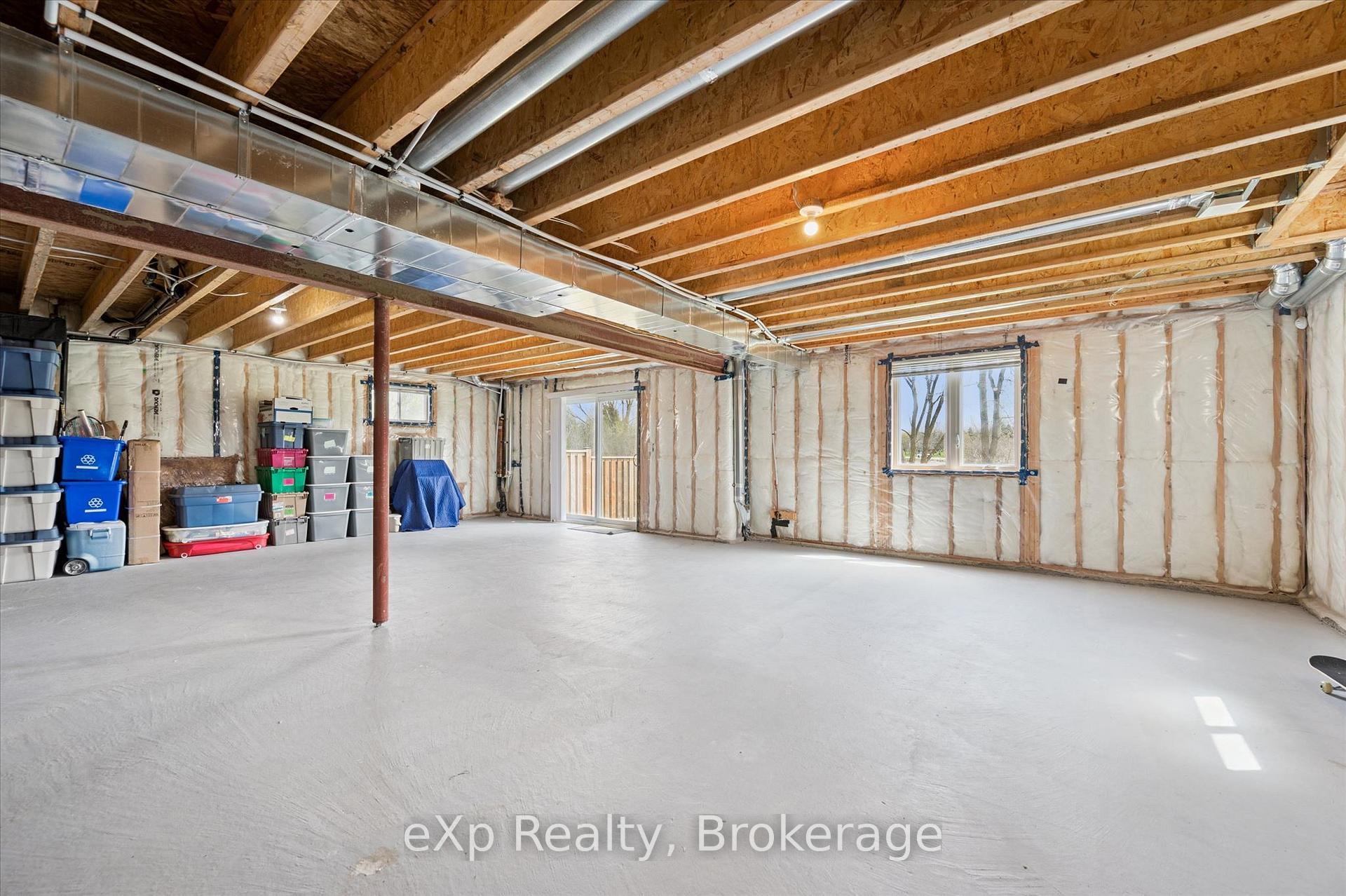 Photo 44 of 201 McFarlane Crescent, Centre Wellington, Fergus — HOMEH