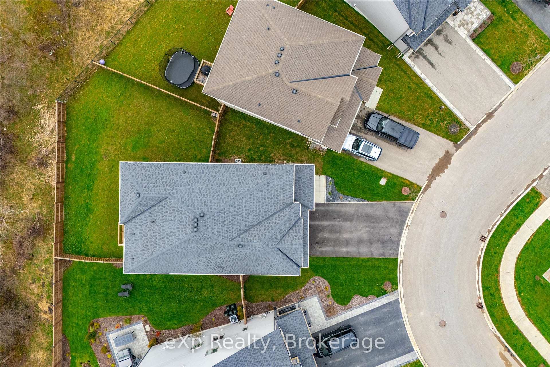 Photo 48 of 201 McFarlane Crescent, Centre Wellington, Fergus — HOMEH